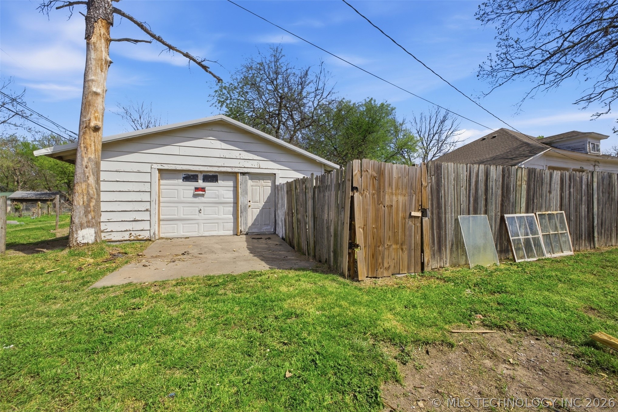 630 W 8th Ada OK 74820