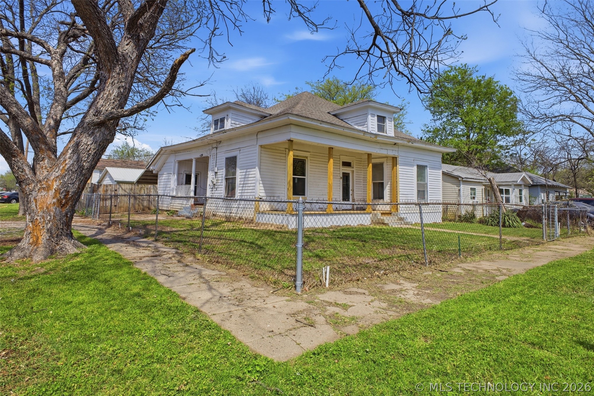 630 W 8th Ada OK 74820