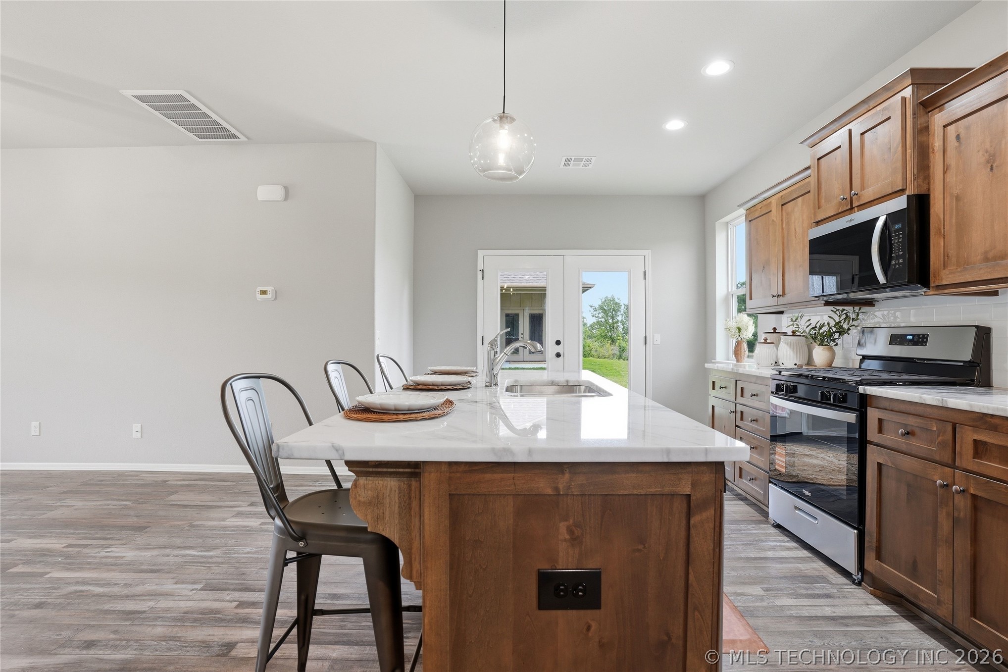 1528 E Grayson Avenue Sapulpa OK 74066