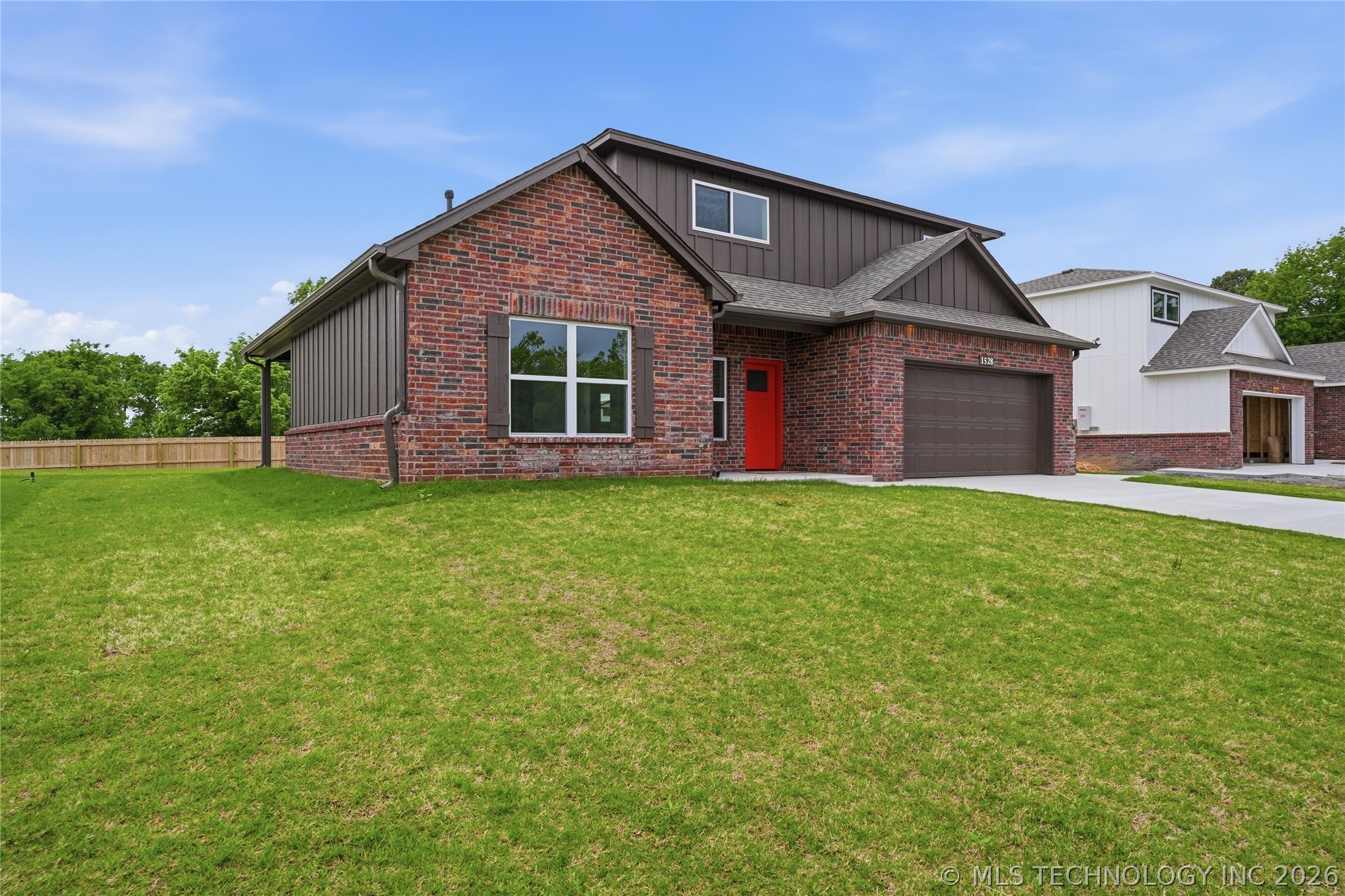 1528 E Grayson Avenue Sapulpa OK 74066