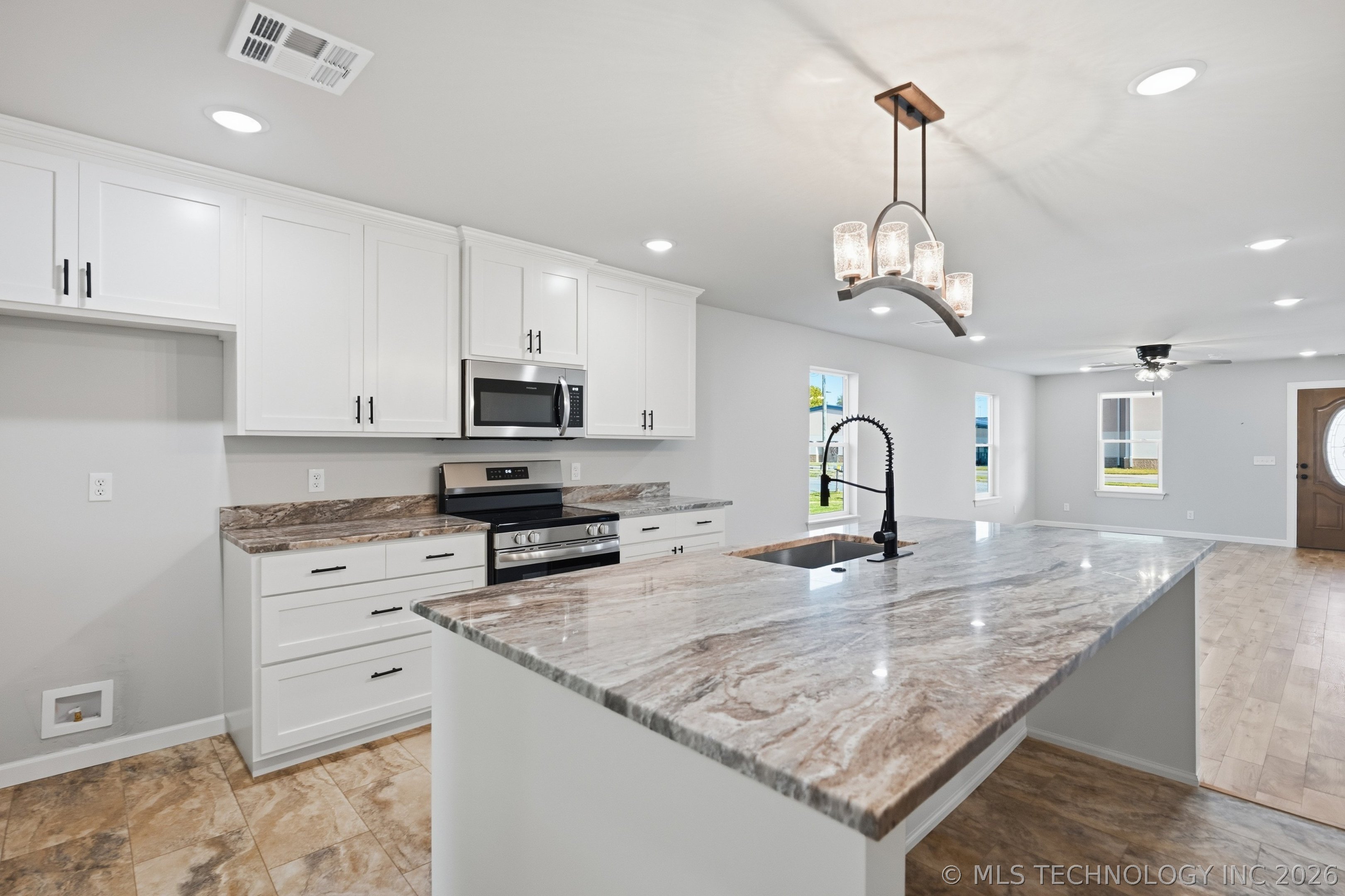 313 Ohio Street Chouteau OK 74337