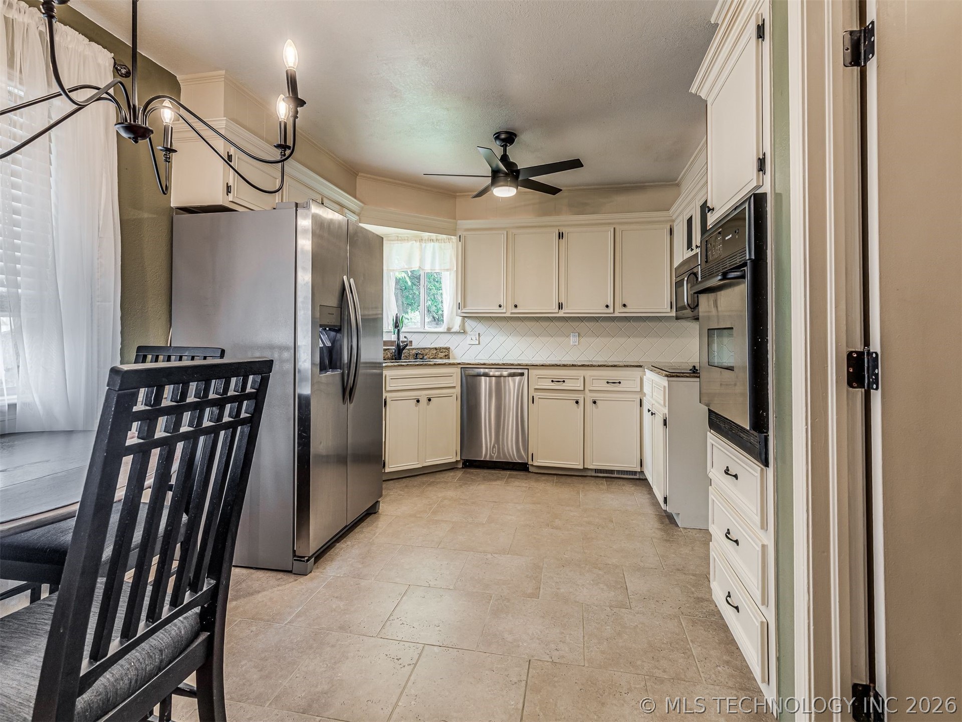 2703 S 112th Eastavenue Tulsa OK 74129