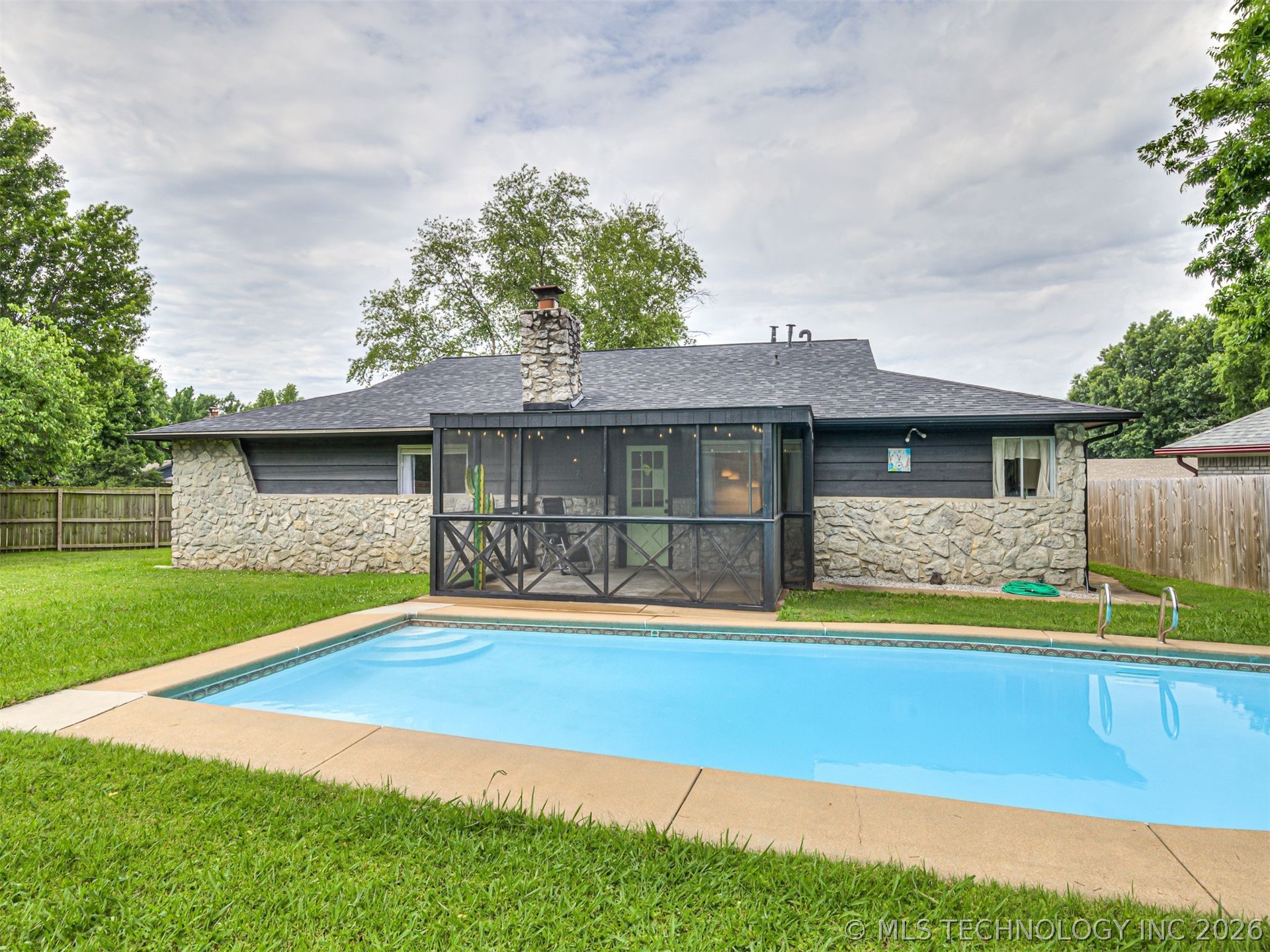 2703 S 112th Eastavenue Tulsa OK 74129
