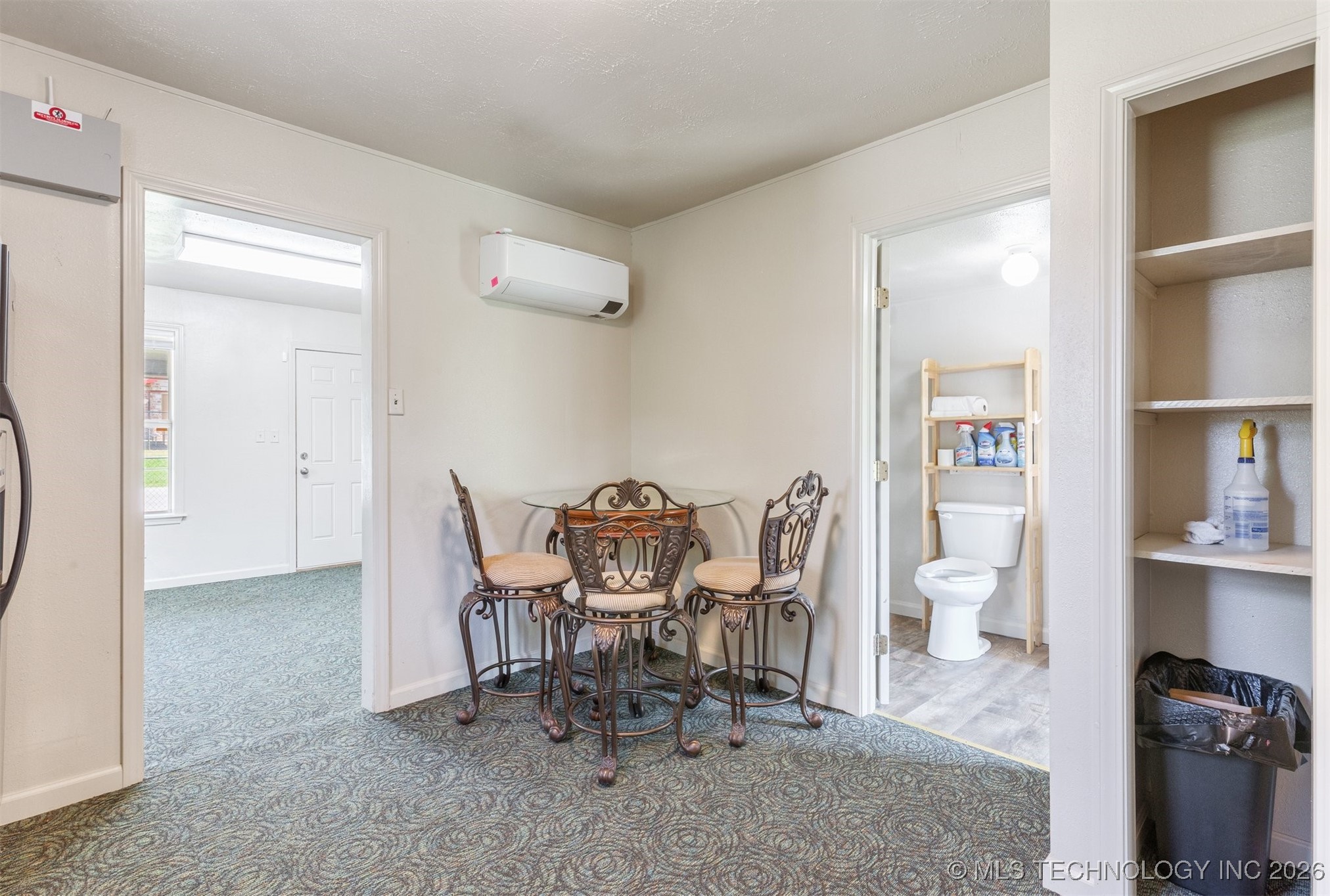 210 E Redwood Street Coweta OK 74429