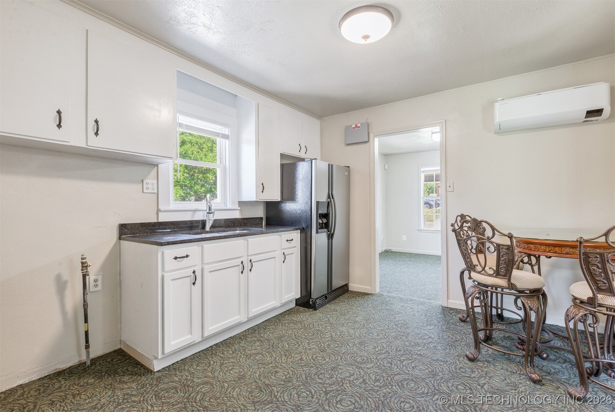 210 E Redwood Street Coweta OK 74429