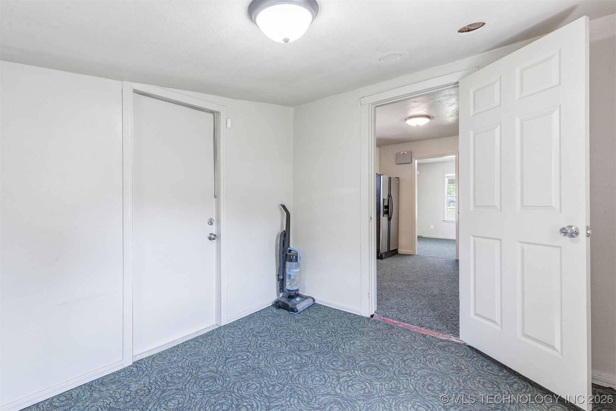 210 E Redwood Street Coweta OK 74429