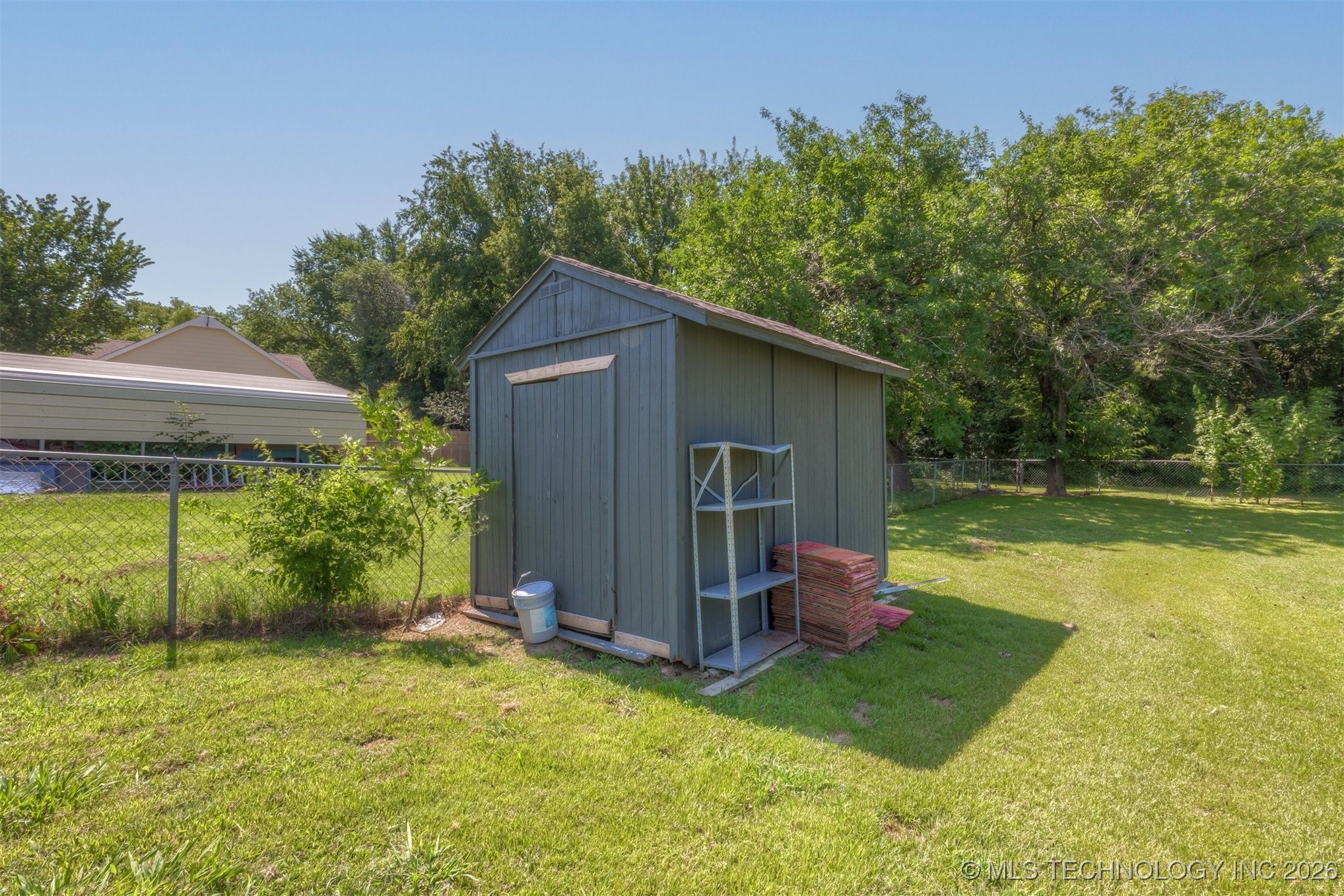 210 E Redwood Street Coweta OK 74429