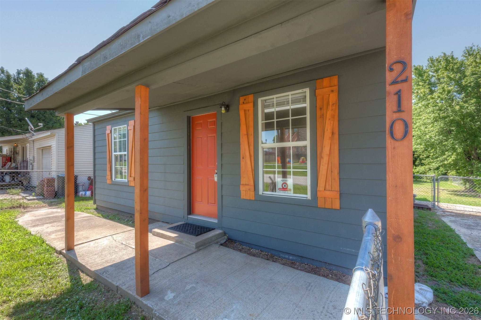 210 E Redwood Street Coweta OK 74429