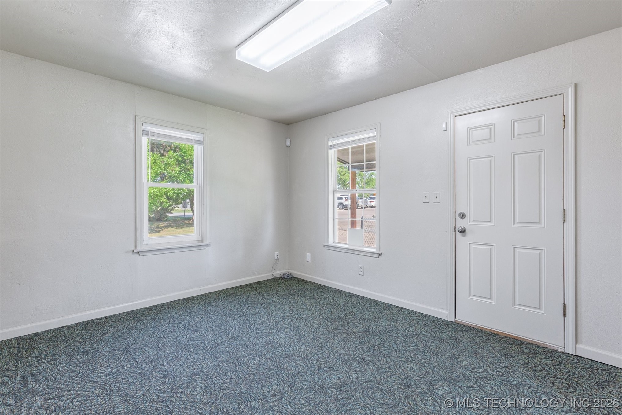 210 E Redwood Street Coweta OK 74429