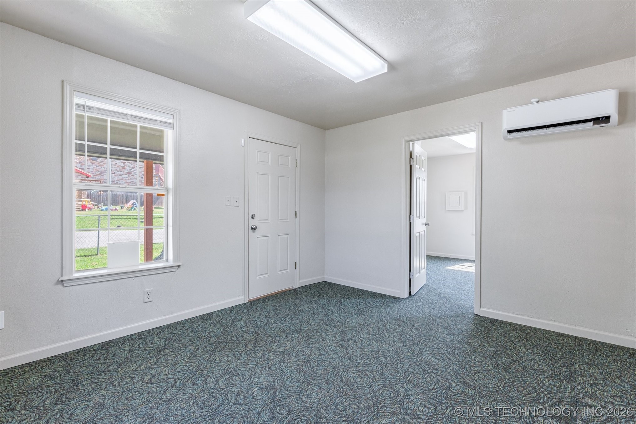 210 E Redwood Street Coweta OK 74429