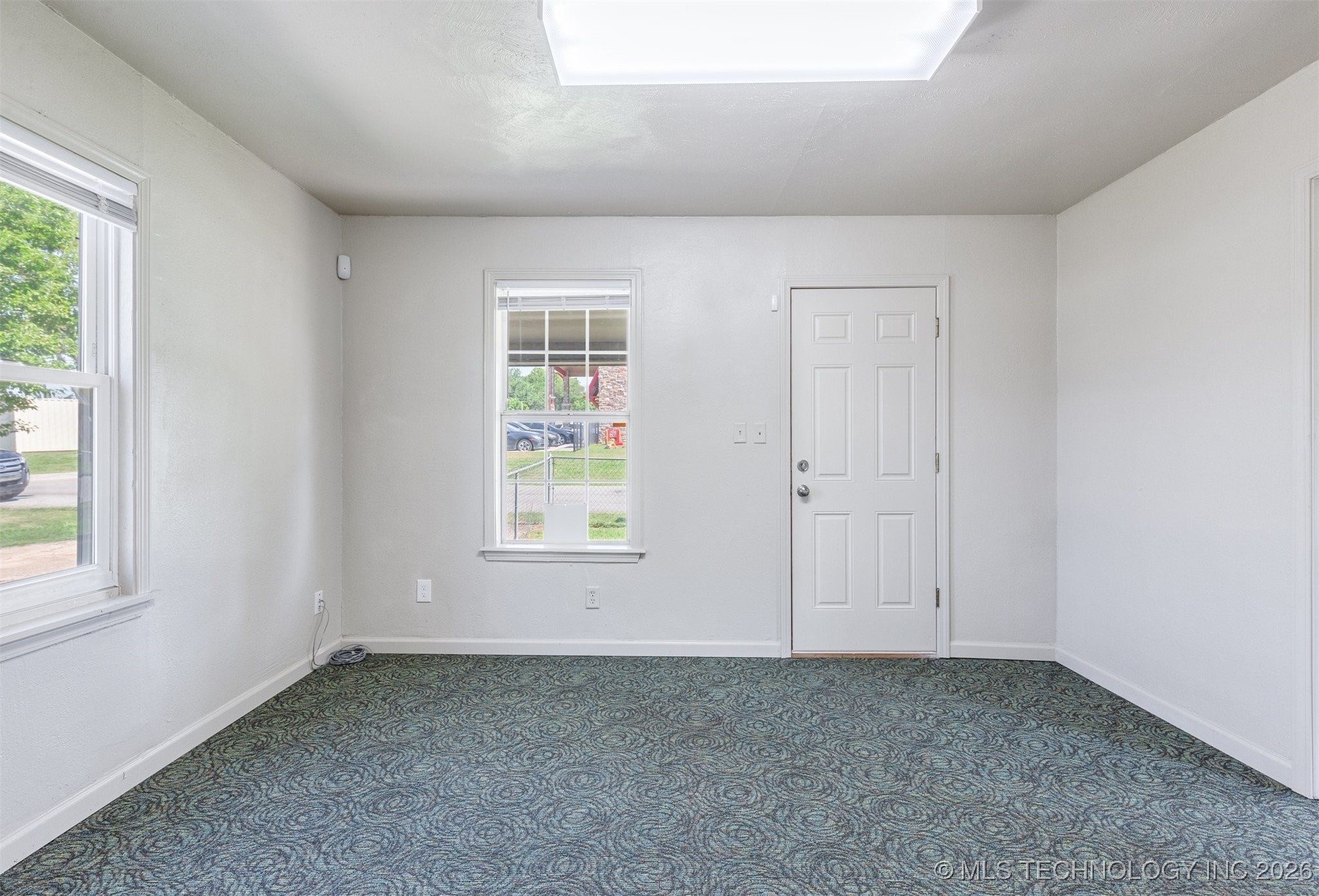 210 E Redwood Street Coweta OK 74429