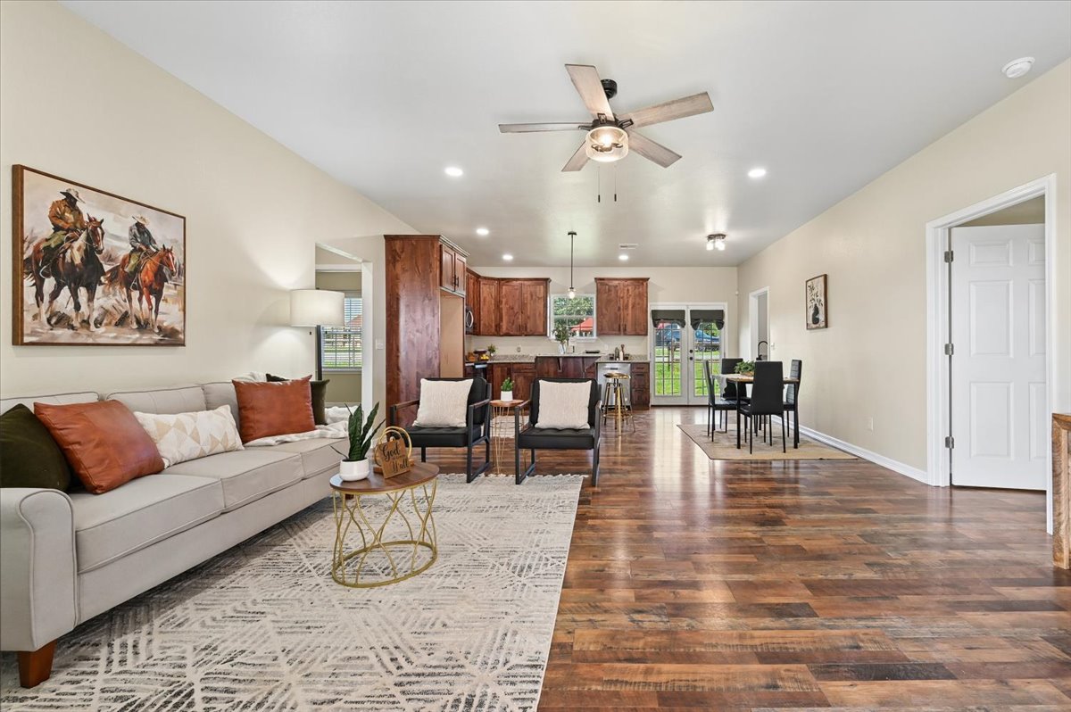800 Grand Place Mannford OK 74044