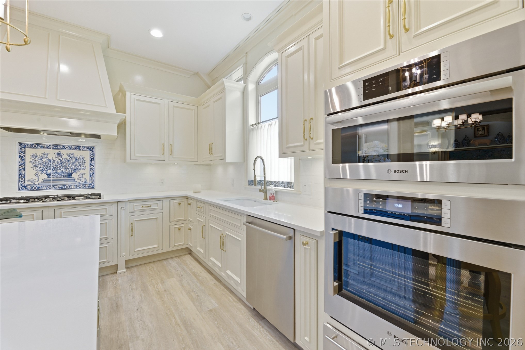 8405 S Olympia Avenue Tulsa OK 74132
