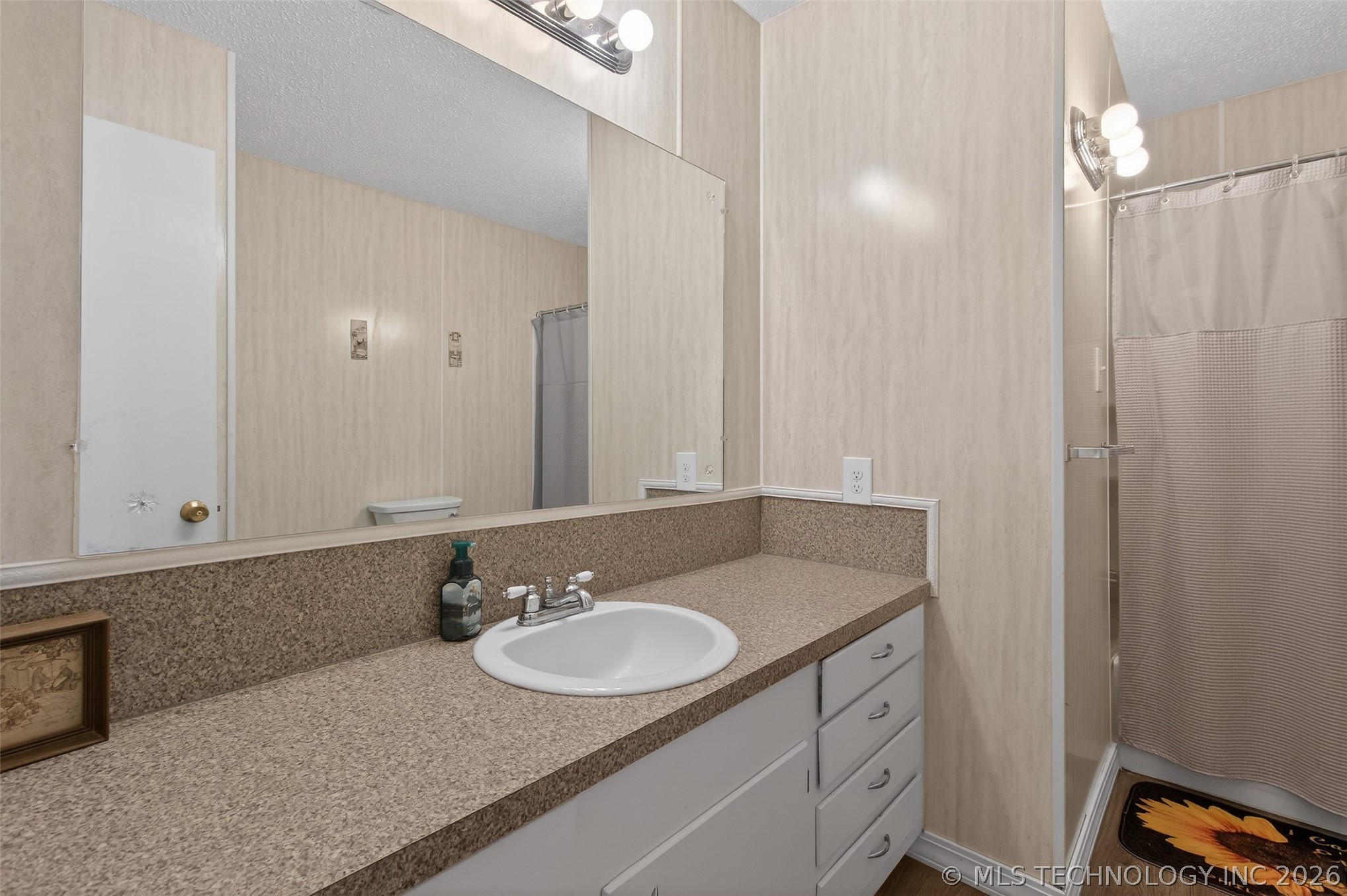 69 Lakeshore Drive Adair OK 74330