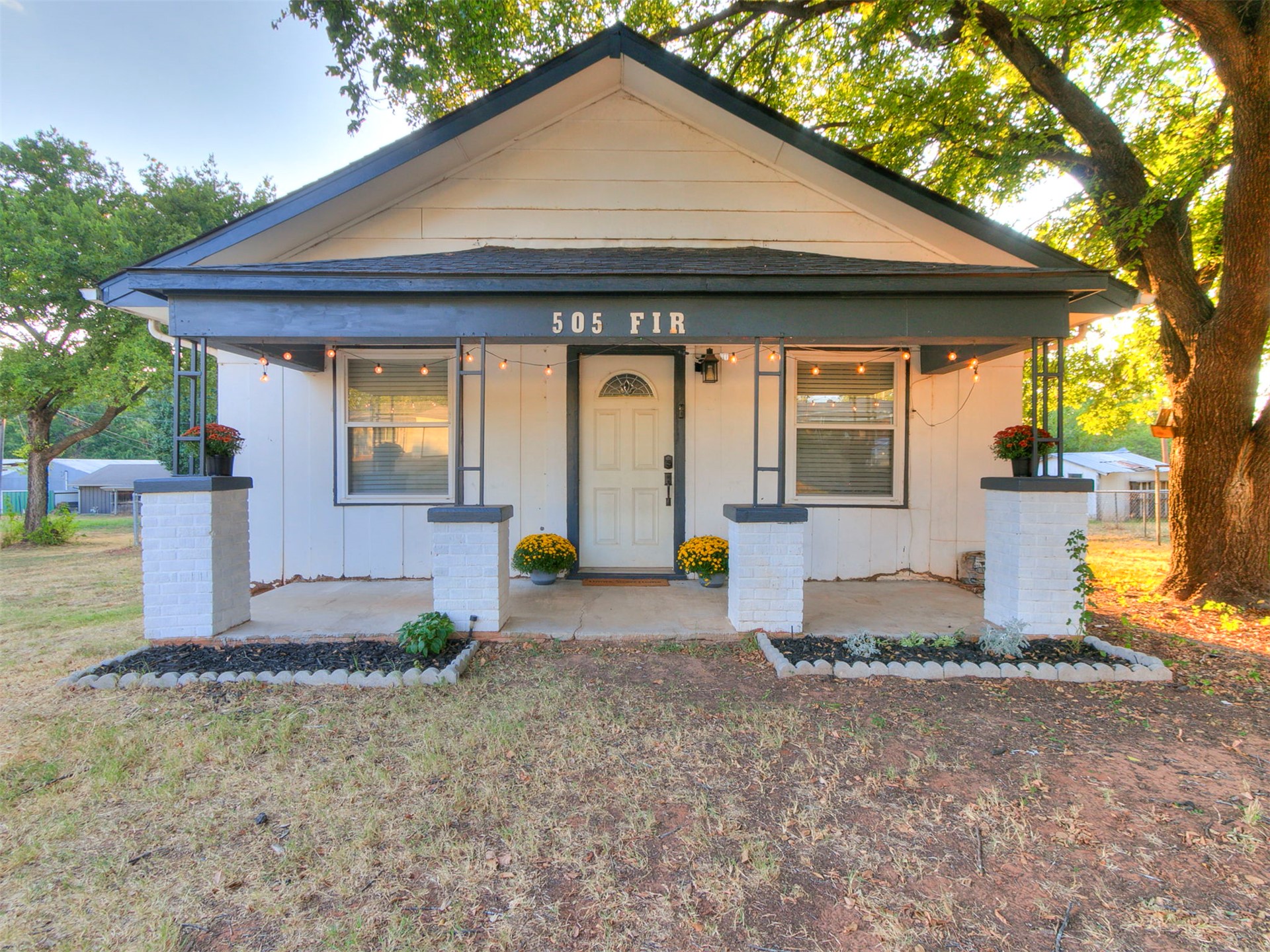 505 Fir Street Wellston OK 74881