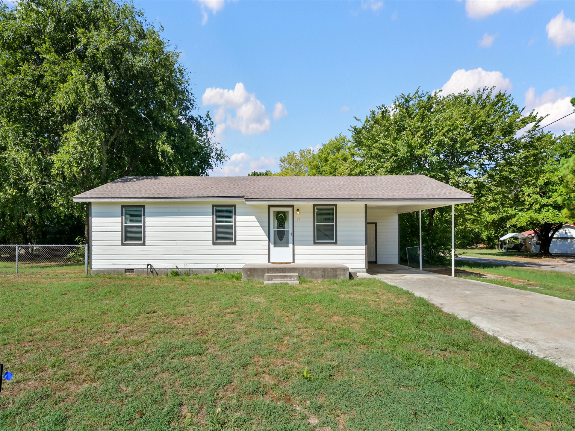71 Meadow Street Lone Grove OK 73443