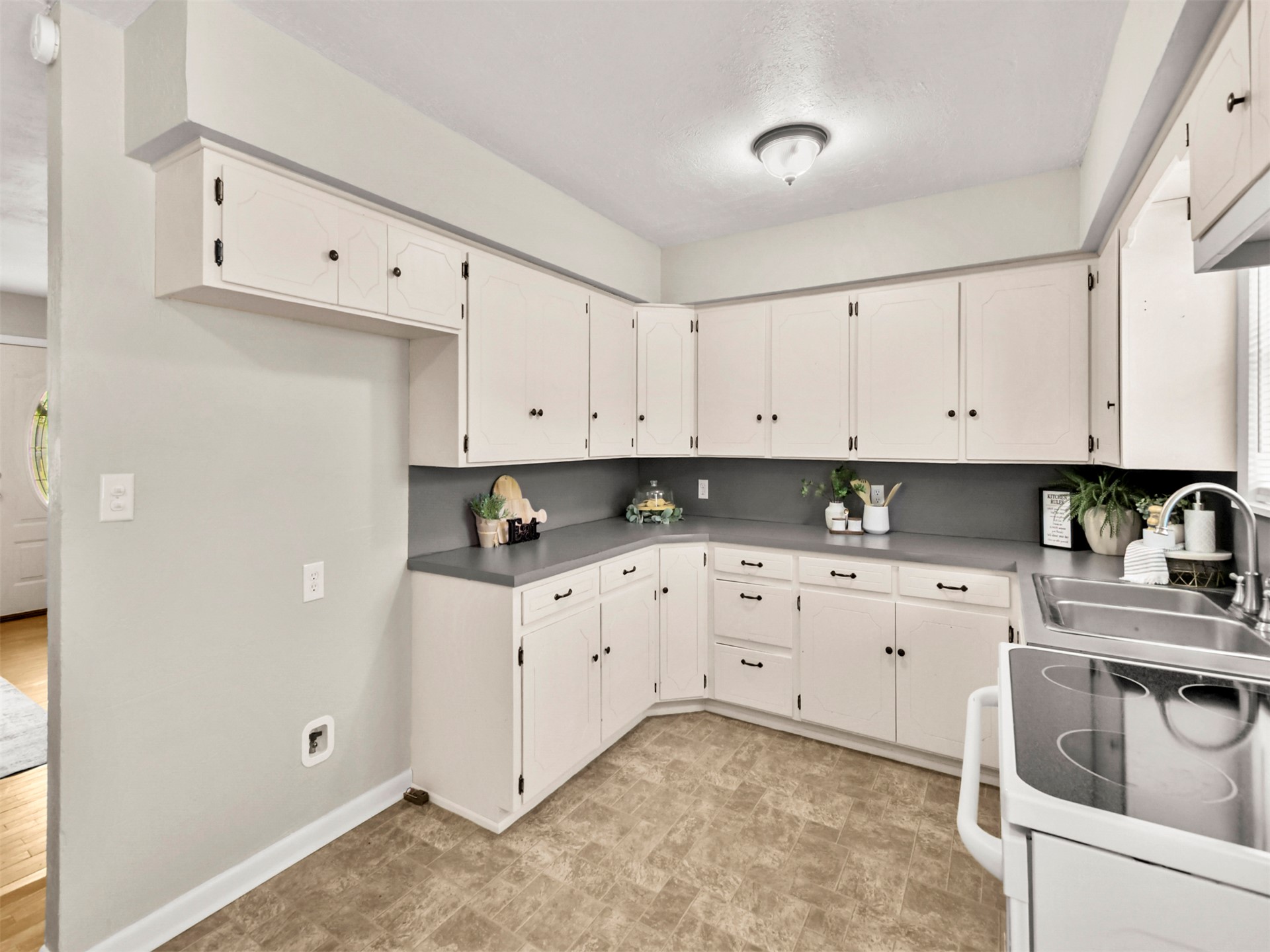 71 Meadow Street Lone Grove OK 73443