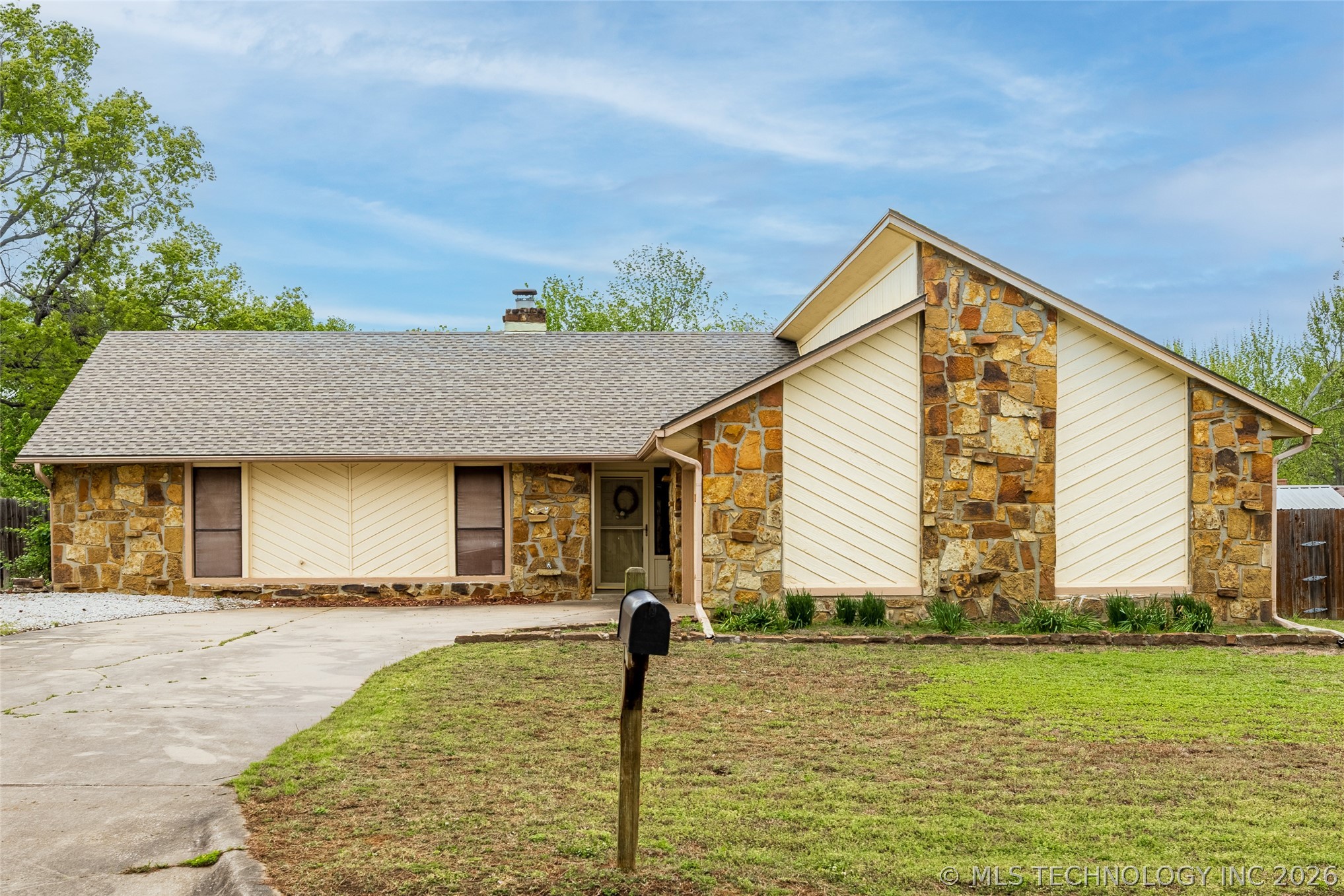 1022 N Miller Drive Claremore OK 74017