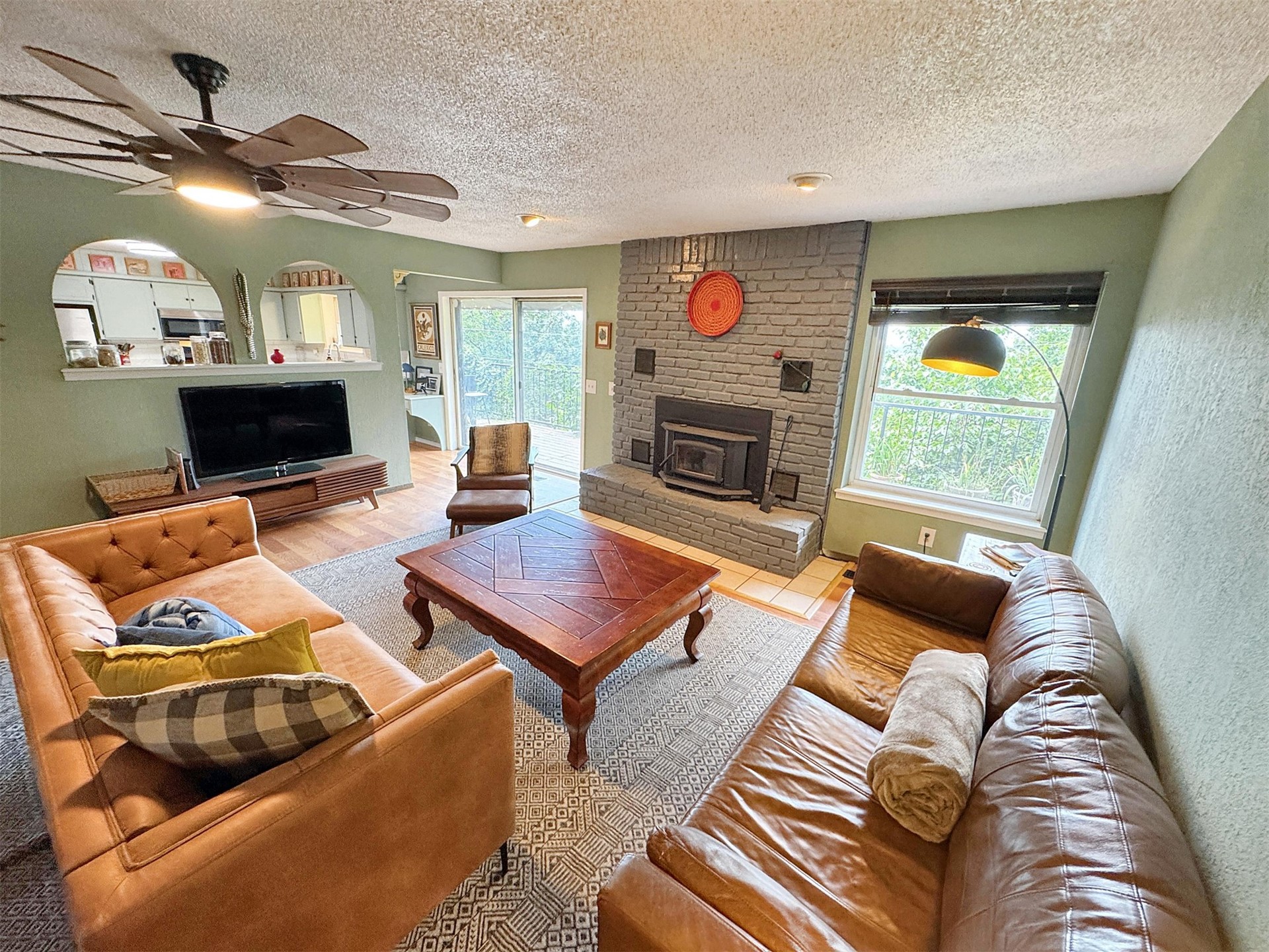 3278 W Southern Avenue Hulbert OK 74441