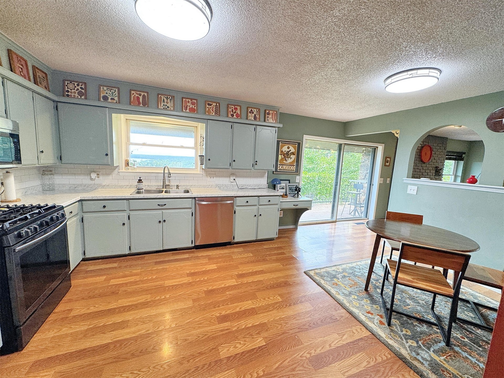 3278 W Southern Avenue Hulbert OK 74441