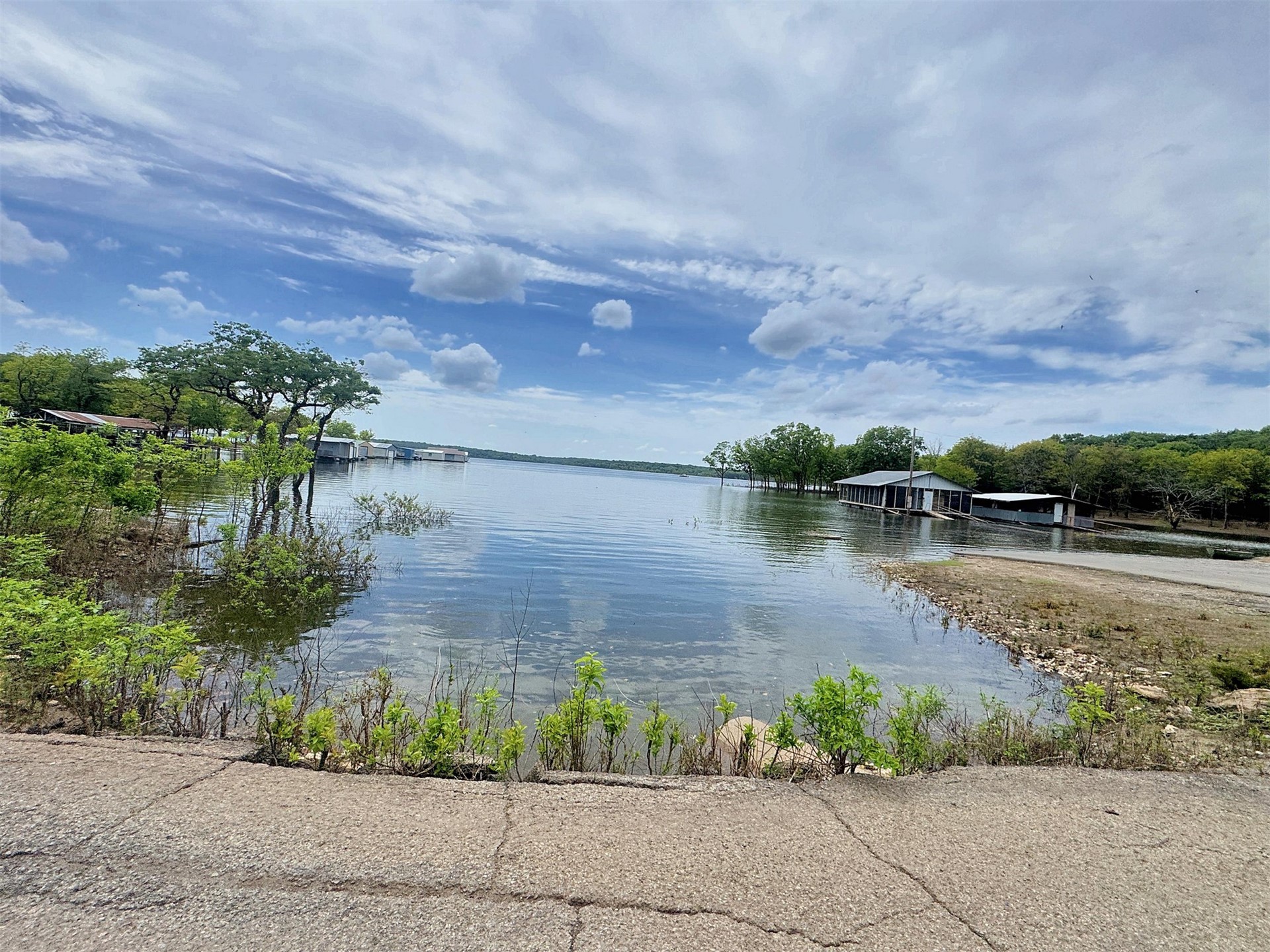 3278 W Southern Avenue Hulbert OK 74441