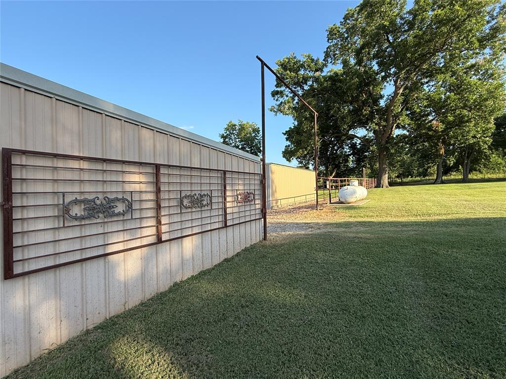 13211 N 3650 Road Wewoka OK 74884