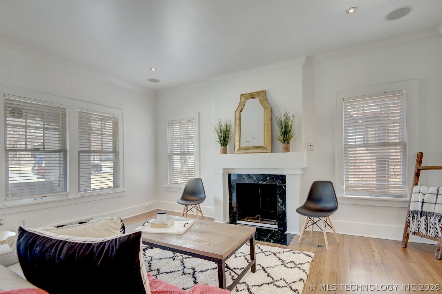 1735 S Yorktown Avenue Tulsa OK 74104