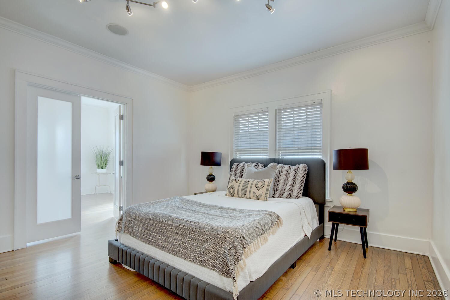1735 S Yorktown Avenue Tulsa OK 74104