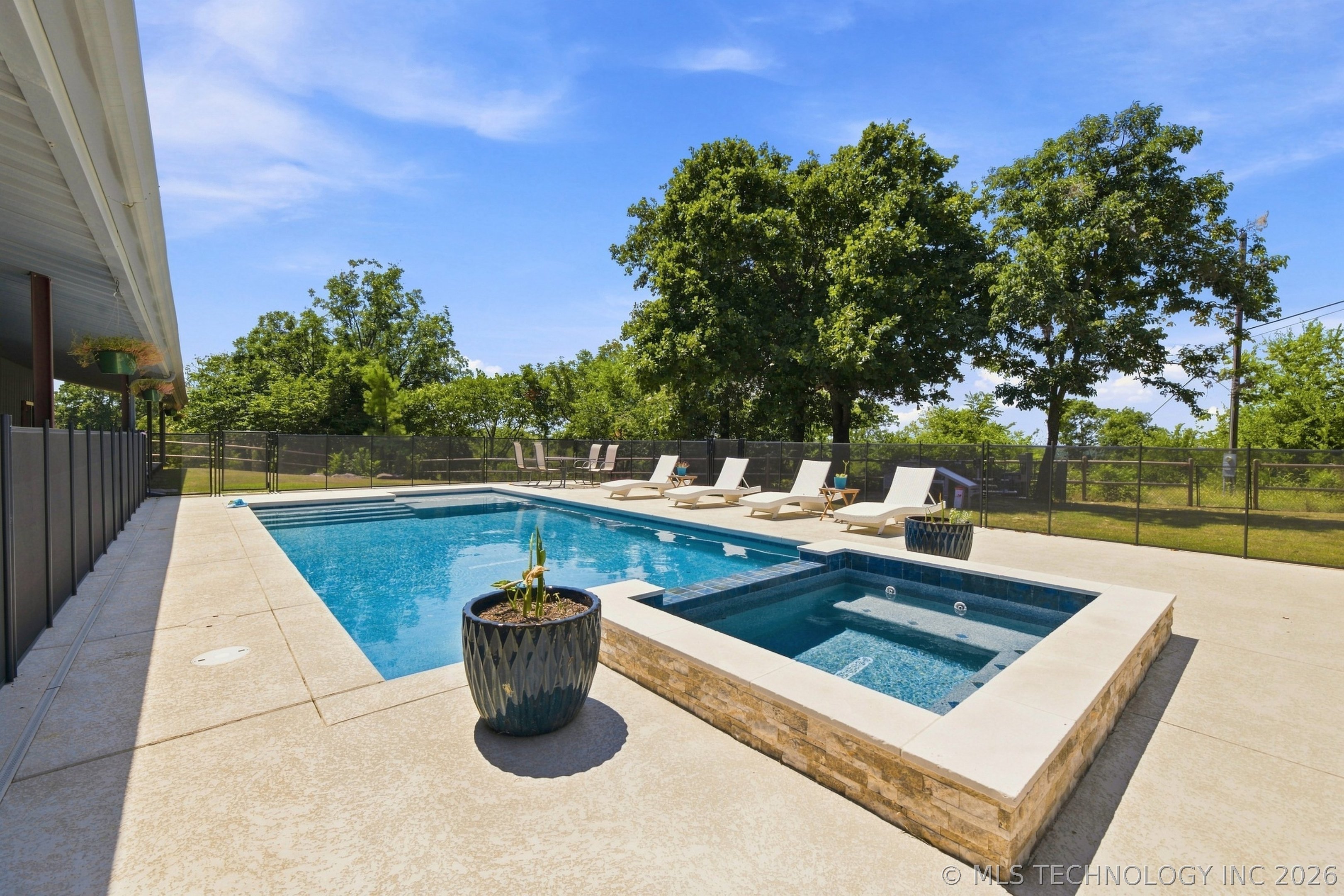 17156 S 4102 Road Claremore OK 74017