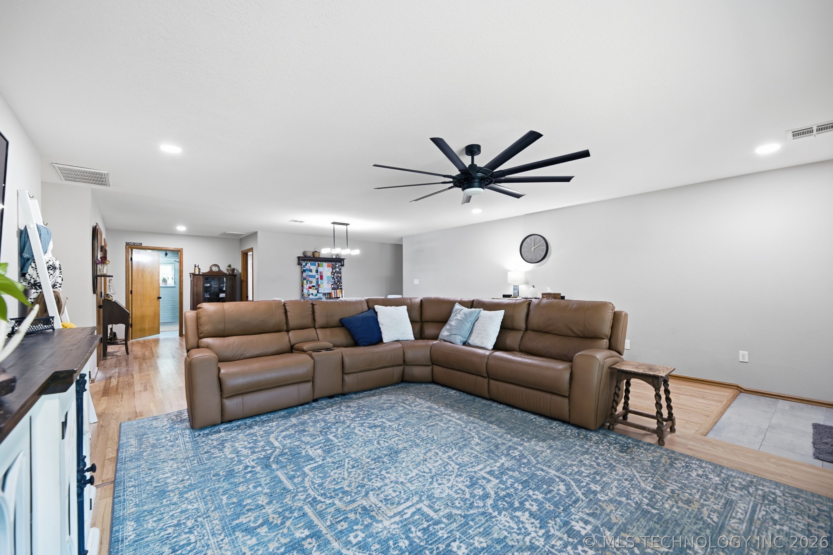 17156 S 4102 Road Claremore OK 74017