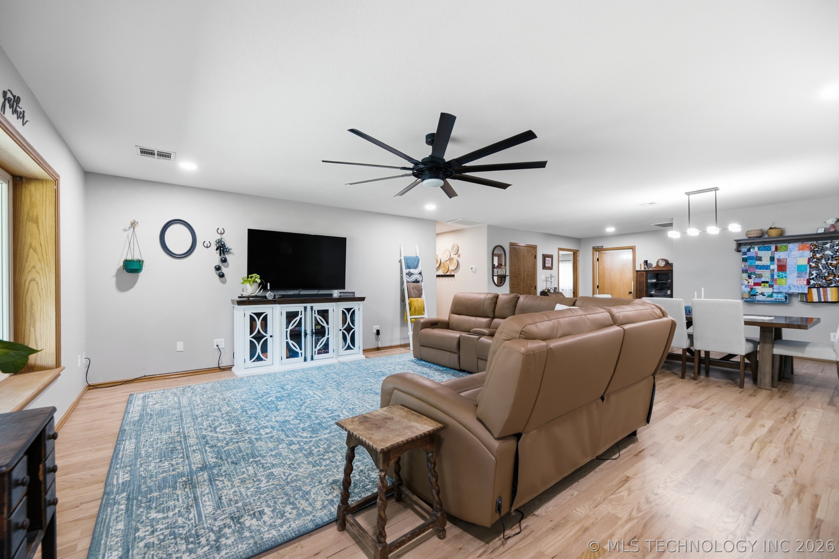 17156 S 4102 Road Claremore OK 74017