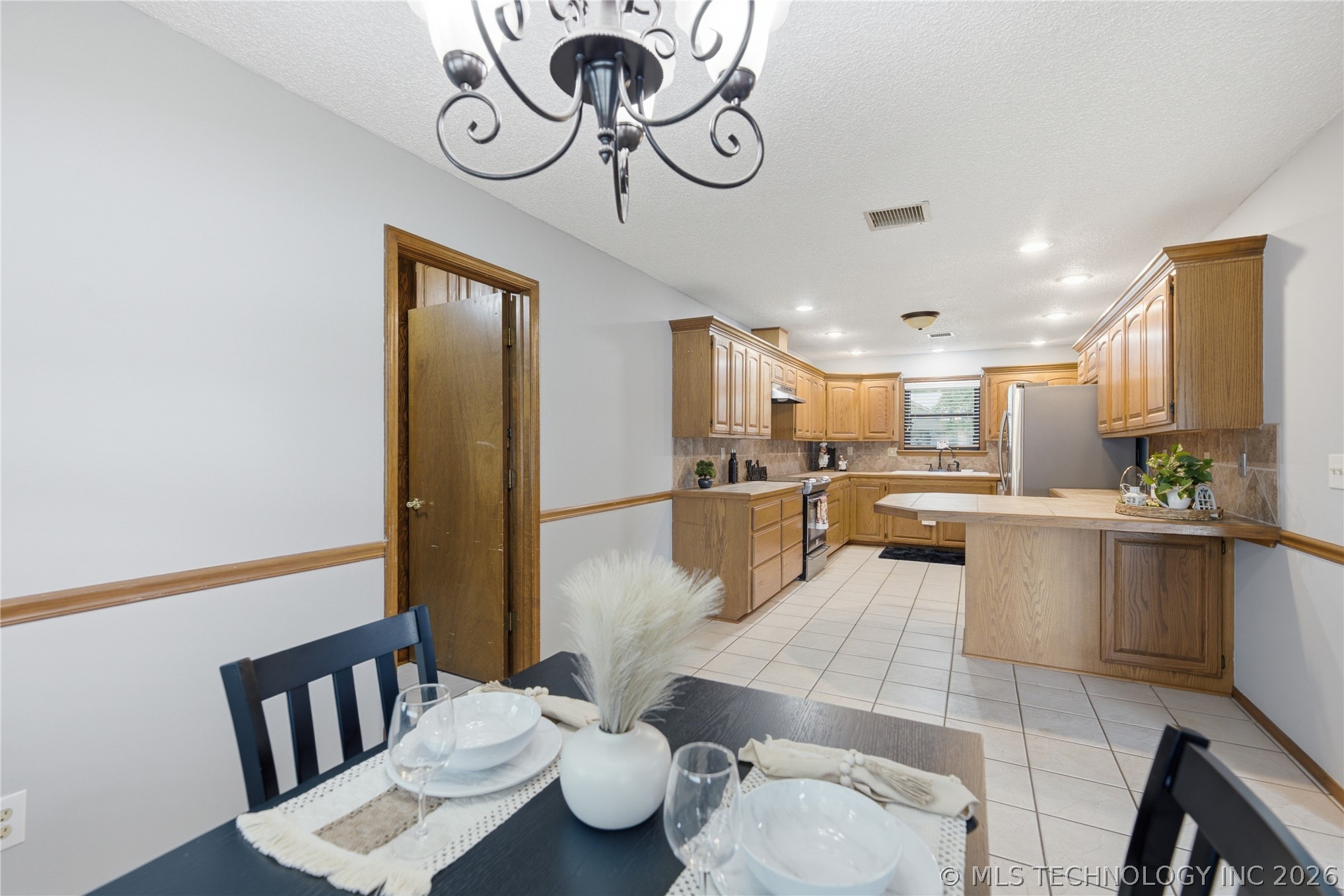 1608 S Marietta Street Pryor OK 74361