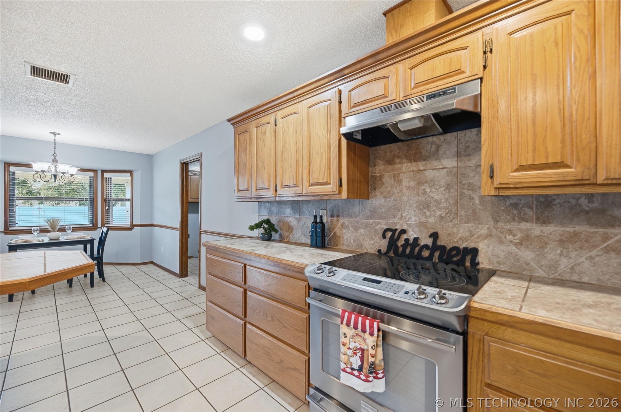 1608 S Marietta Street Pryor OK 74361