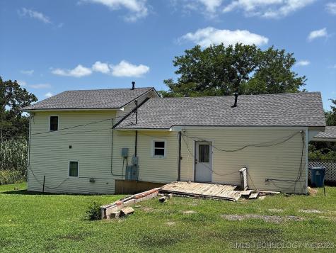 316 W Beaumont Avenue Yale OK 74085