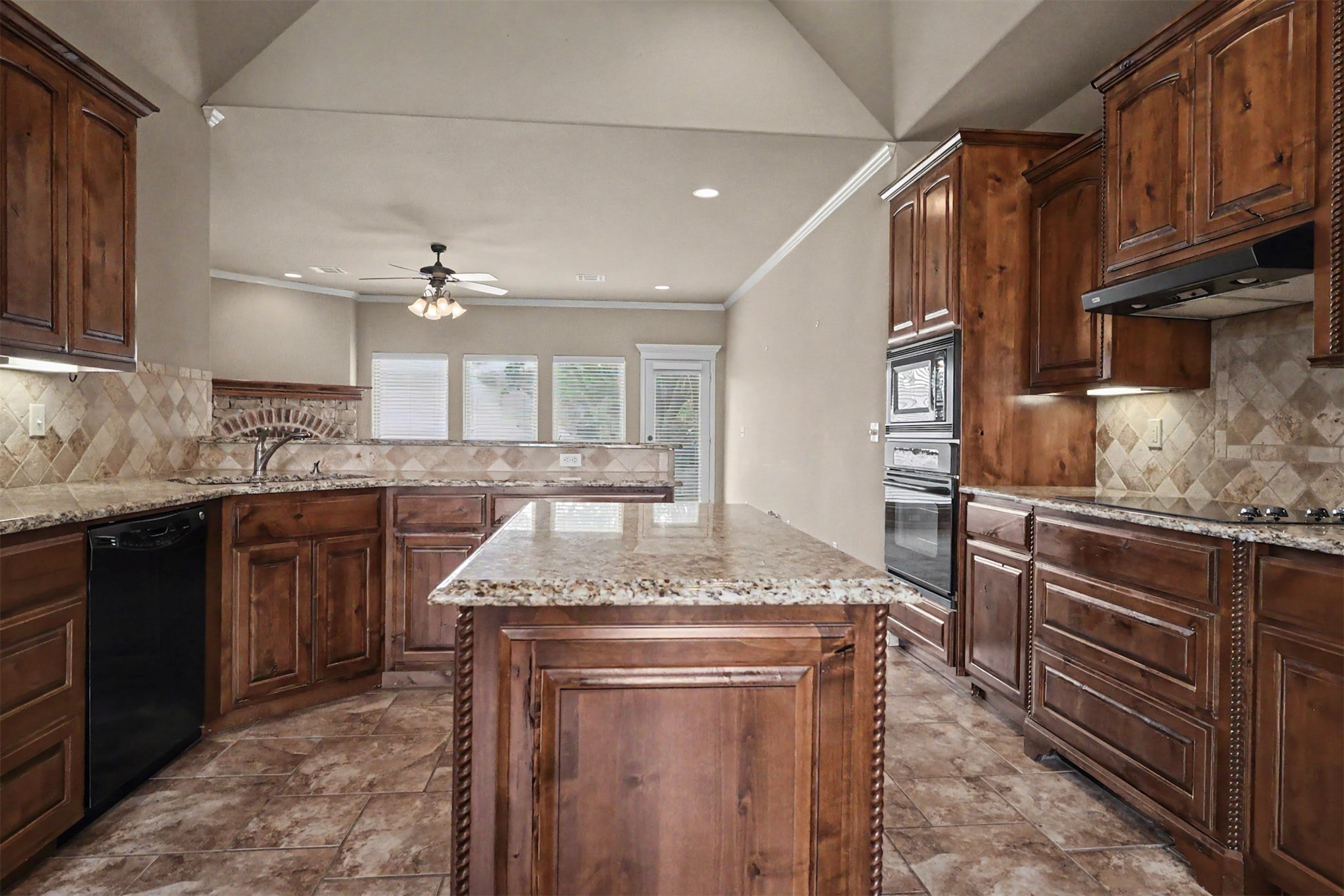 810 S Tallchief Avenue Skiatook OK 74070