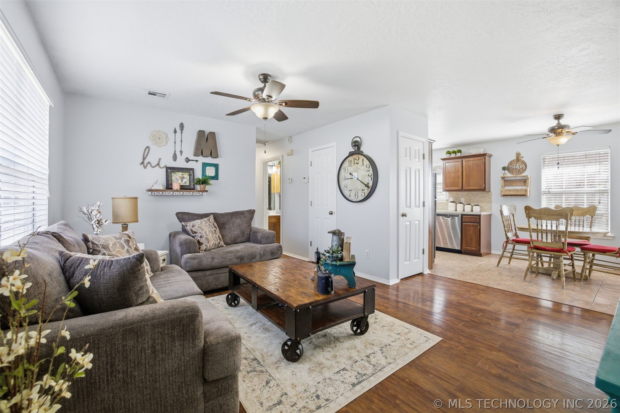 111 W Redwood Street Coweta OK 74429