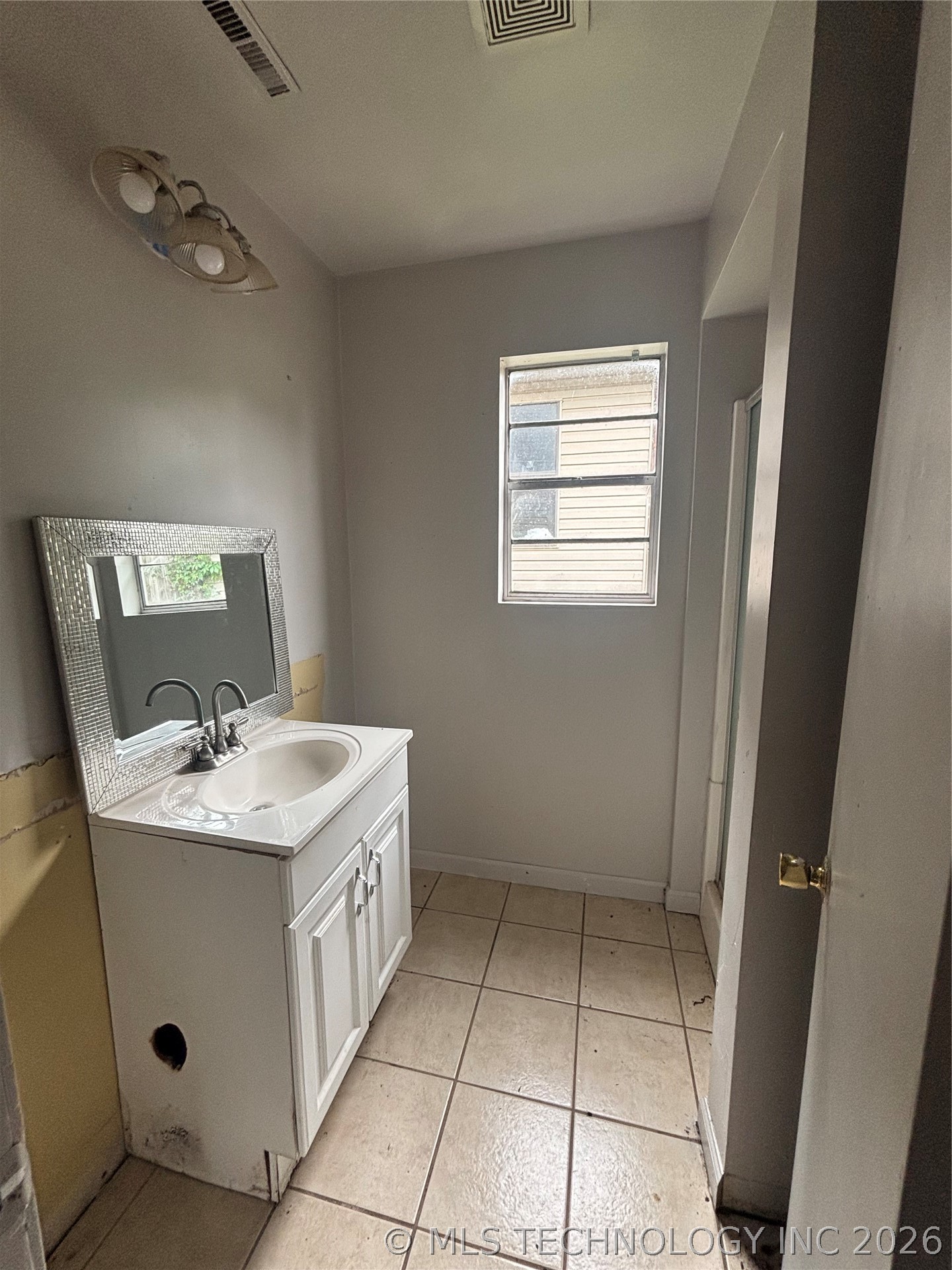 206 N Vine Avenue Cleveland OK 74020