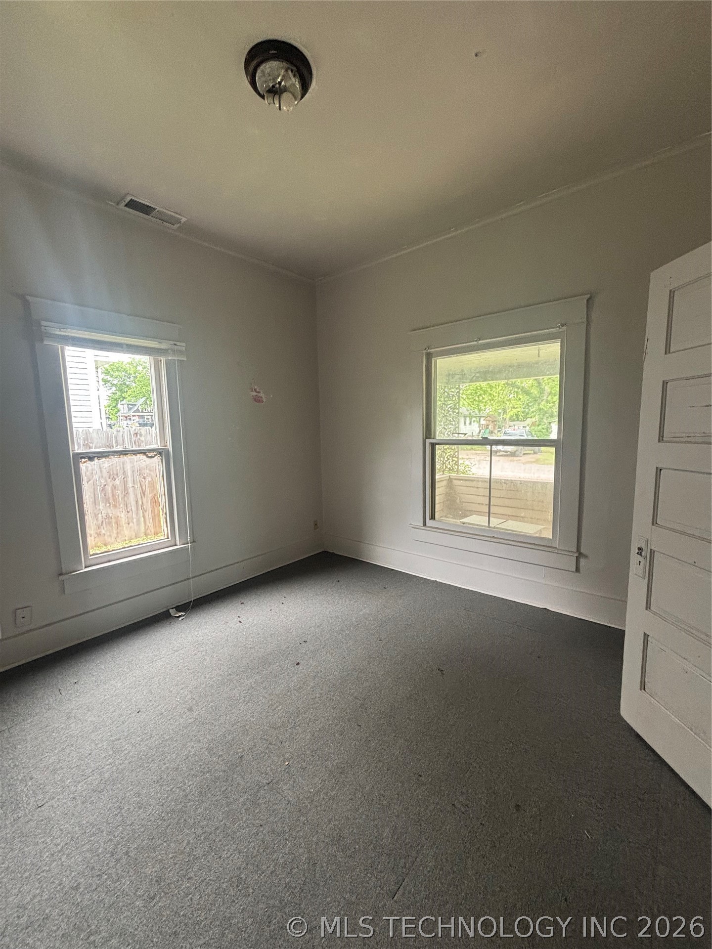 206 N Vine Avenue Cleveland OK 74020