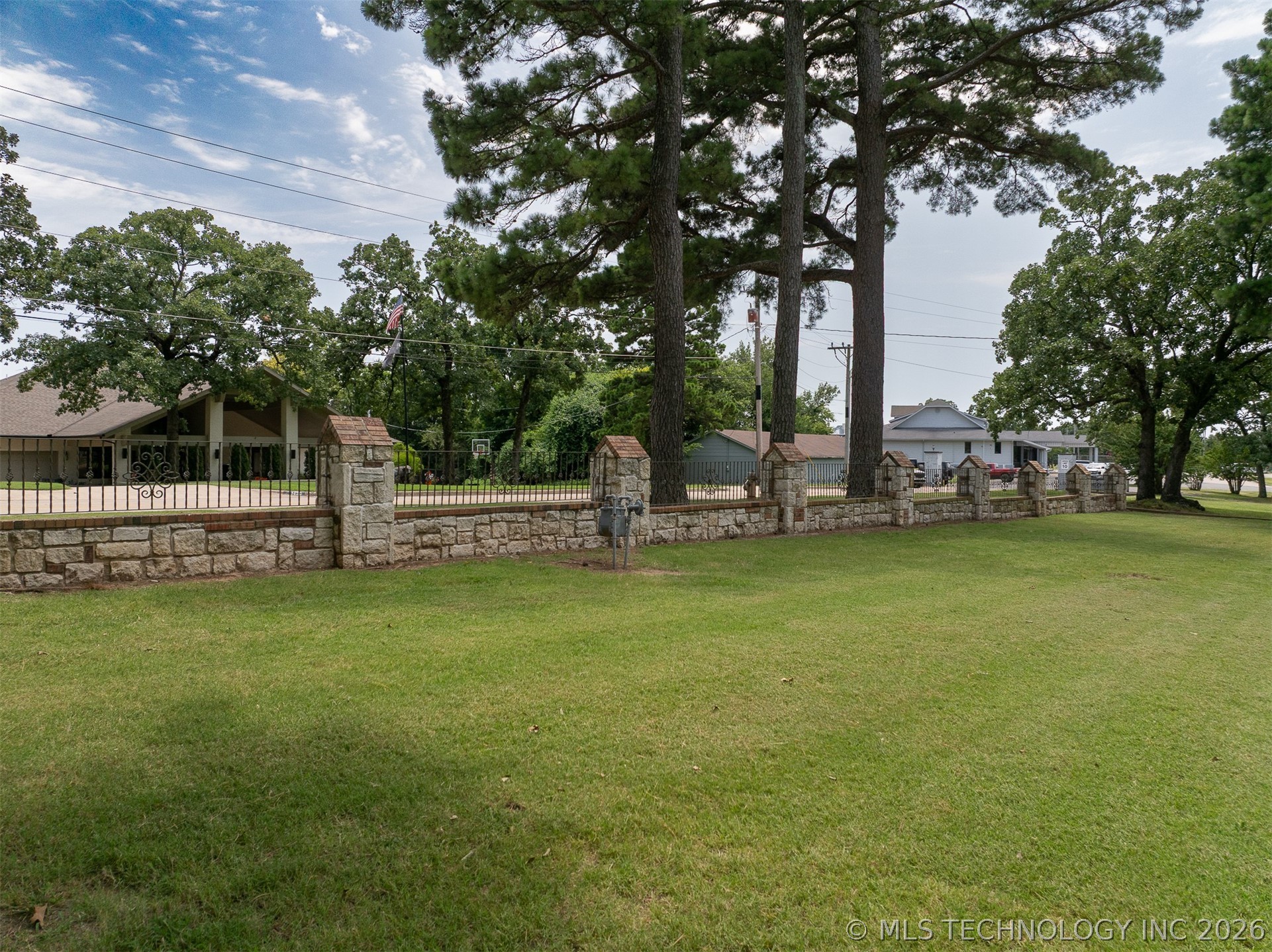 1419 Country Club Road Mcalester OK 74501