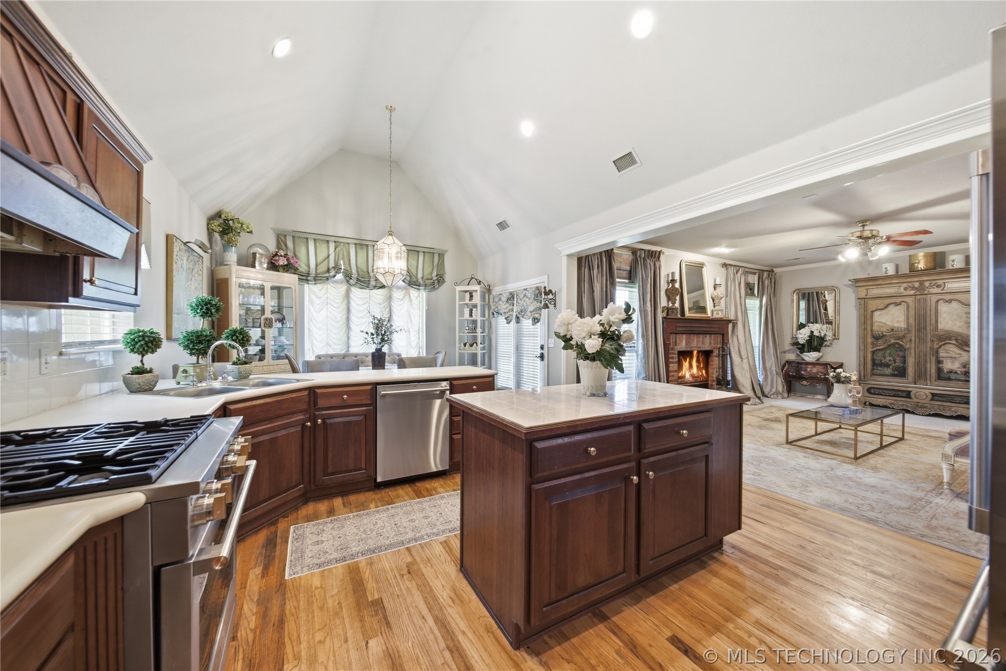 1903 S Nyssa Place Broken Arrow OK 74012