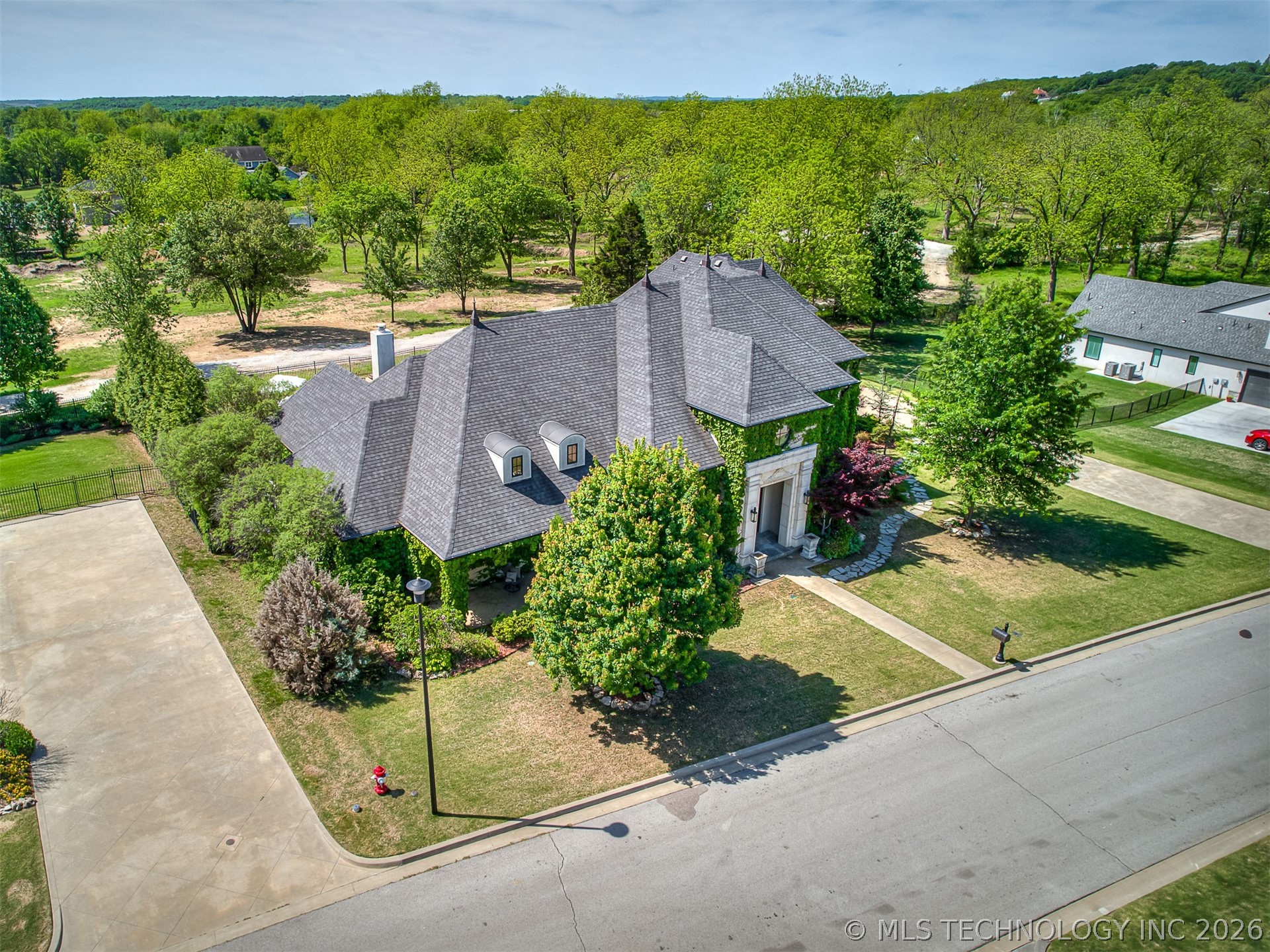 3306 W 68th Street Tulsa OK 74132