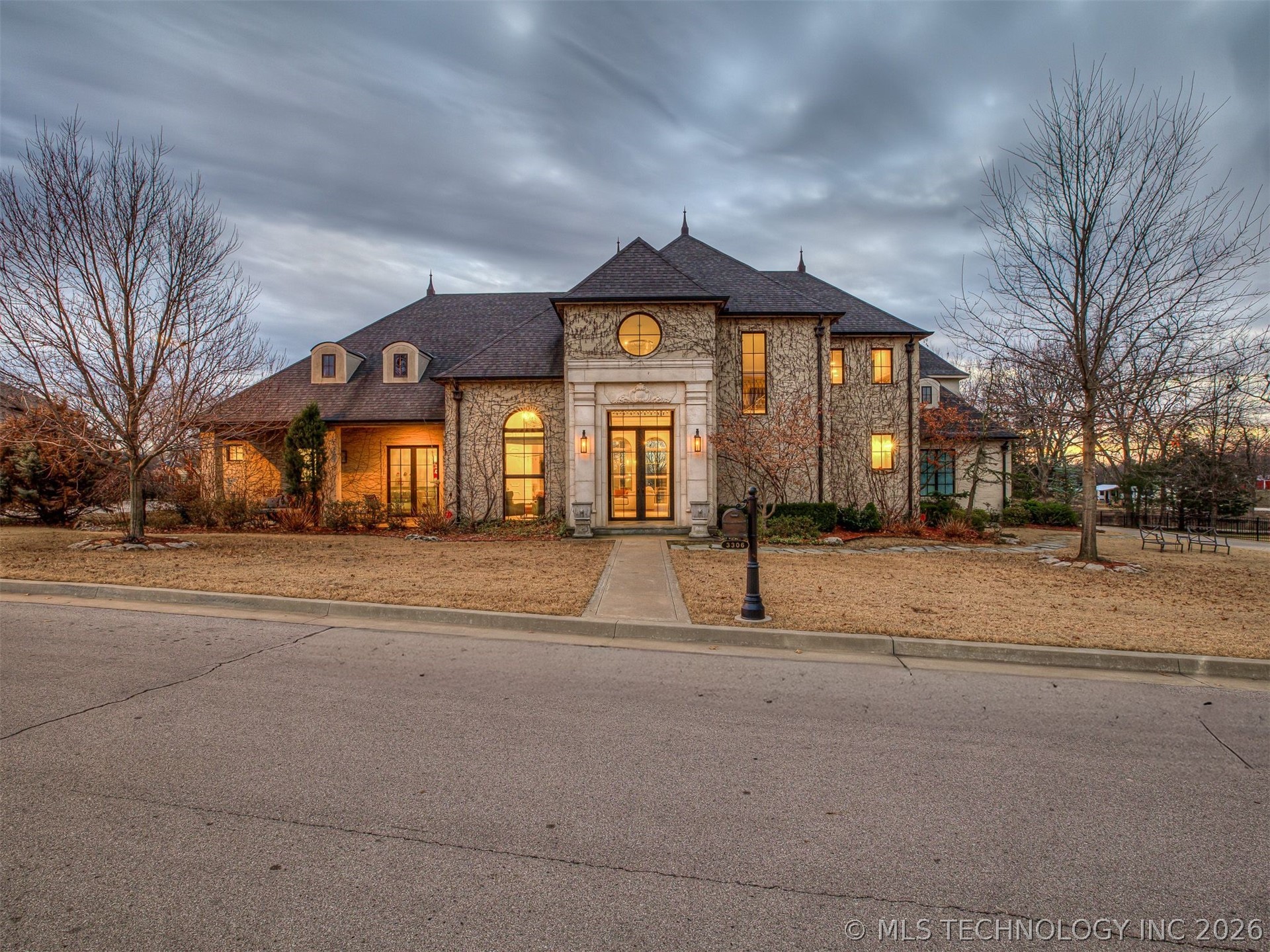 3306 W 68th Street Tulsa OK 74132