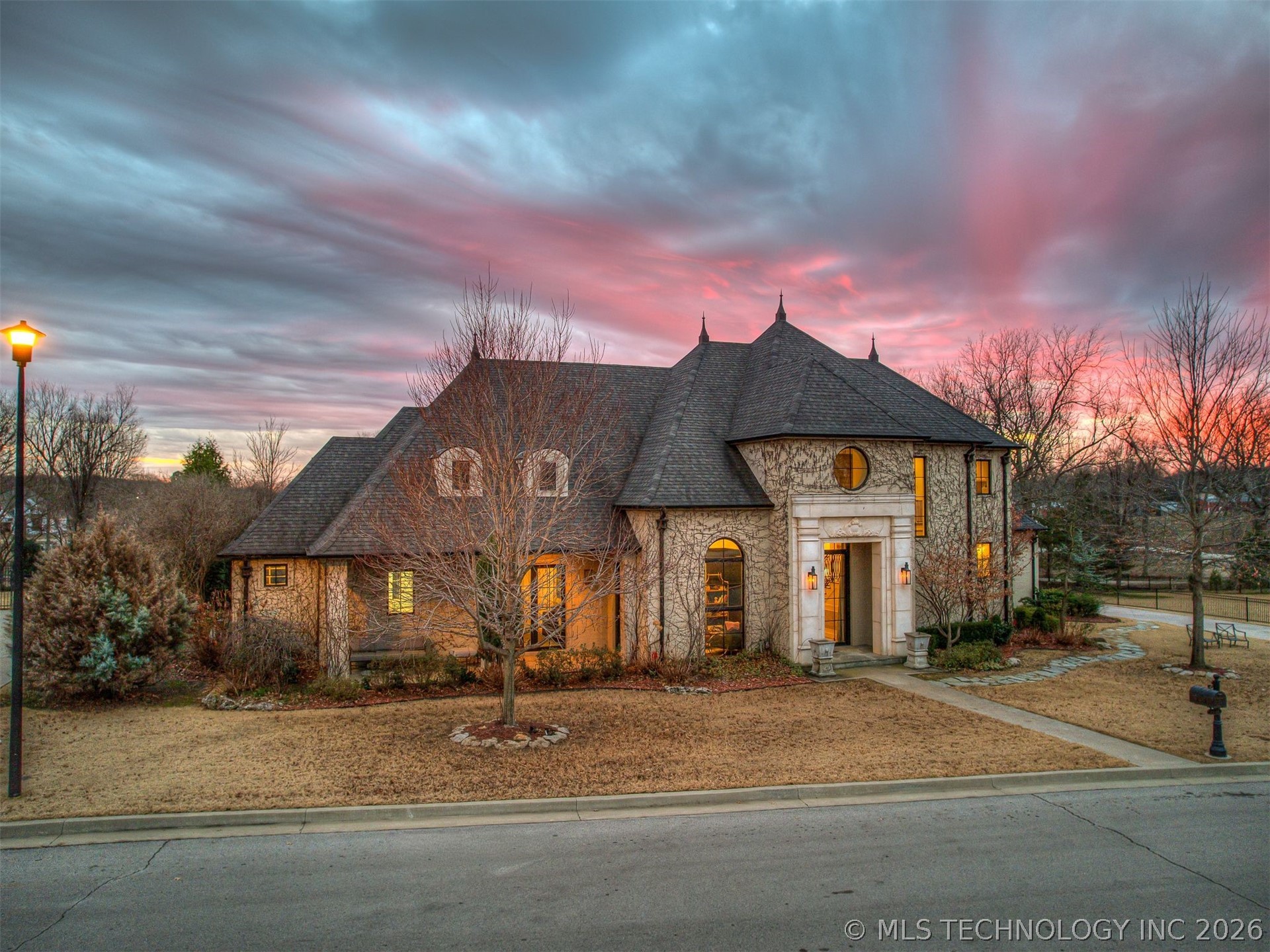 3306 W 68th Street Tulsa OK 74132