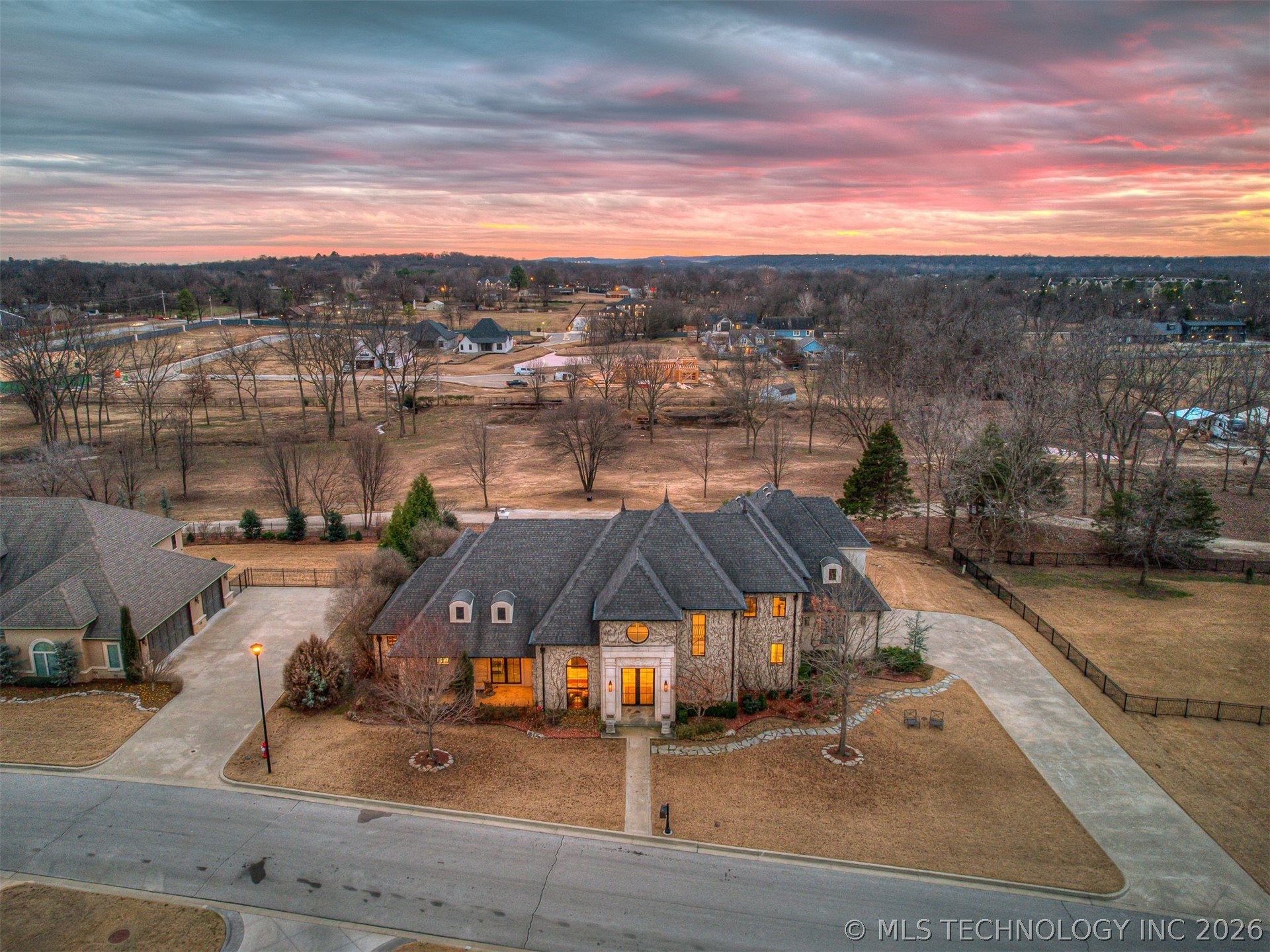 3306 W 68th Street Tulsa OK 74132