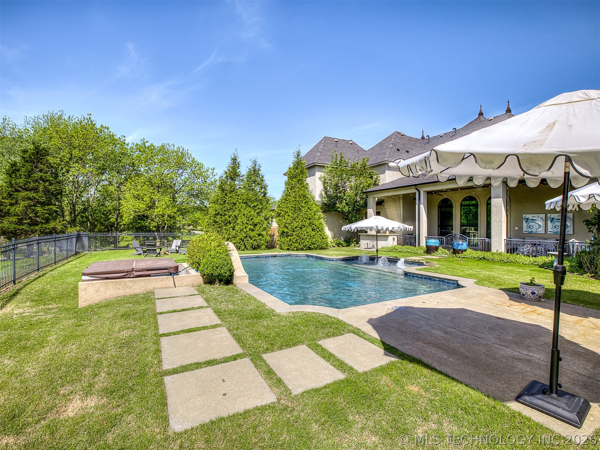 3306 W 68th Street Tulsa OK 74132