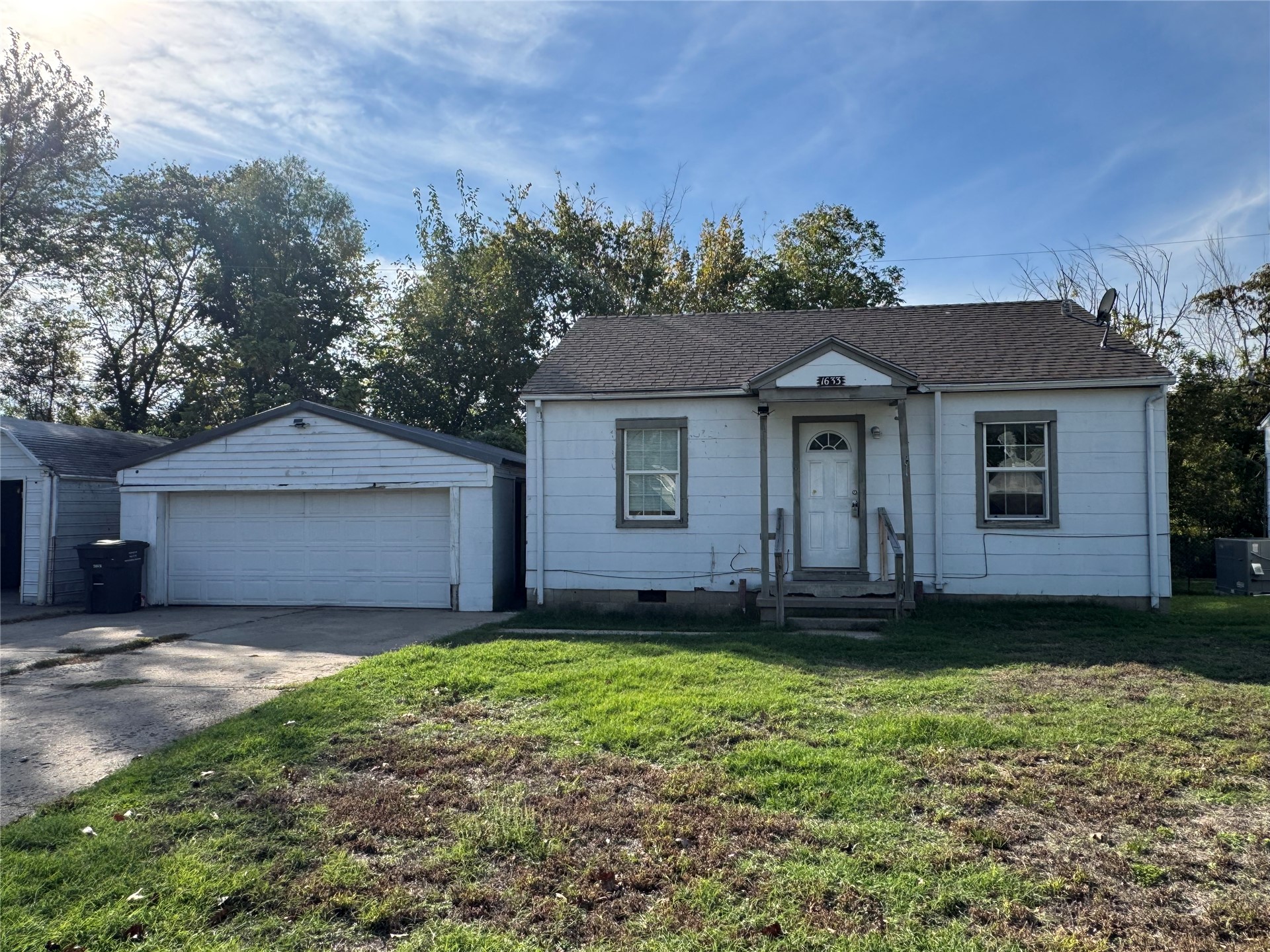 1633 SW Jennings Avenue Bartlesville OK 74003