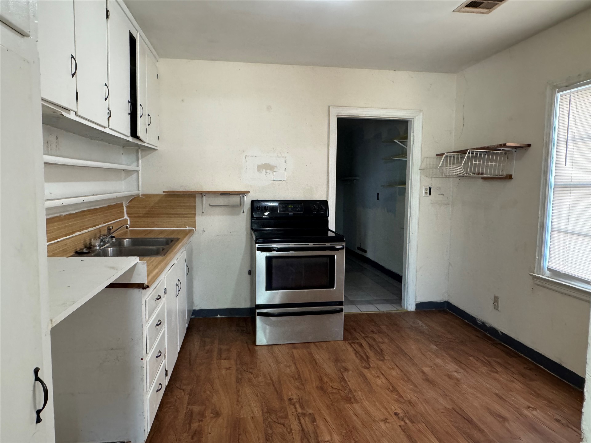 1633 SW Jennings Avenue Bartlesville OK 74003