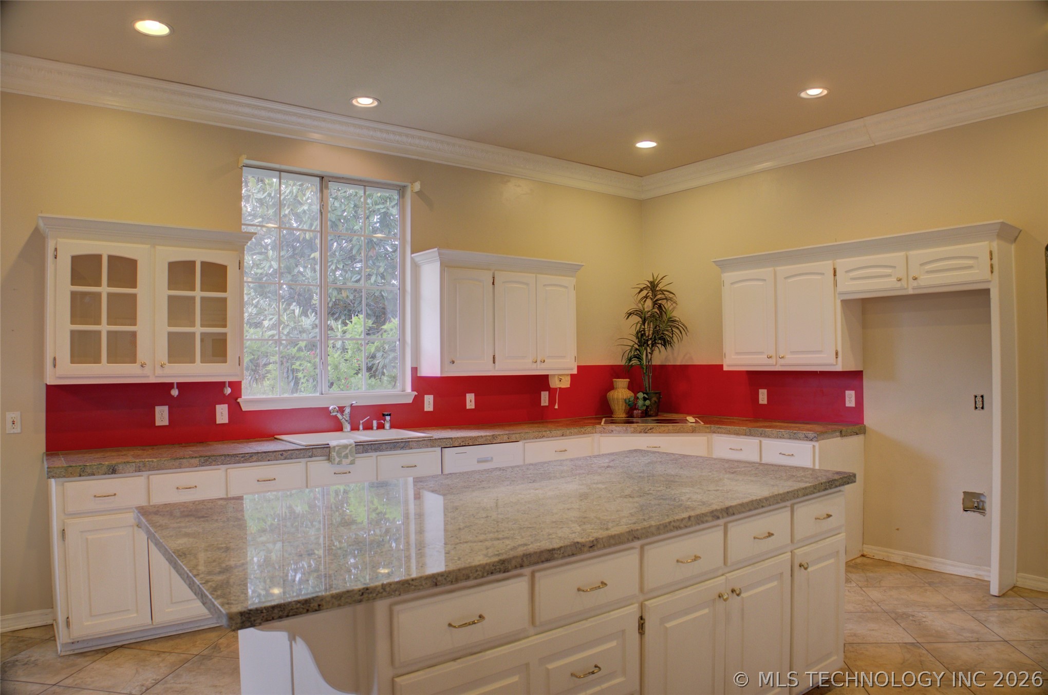 1818 E Lee Avenue Sapulpa OK 74066