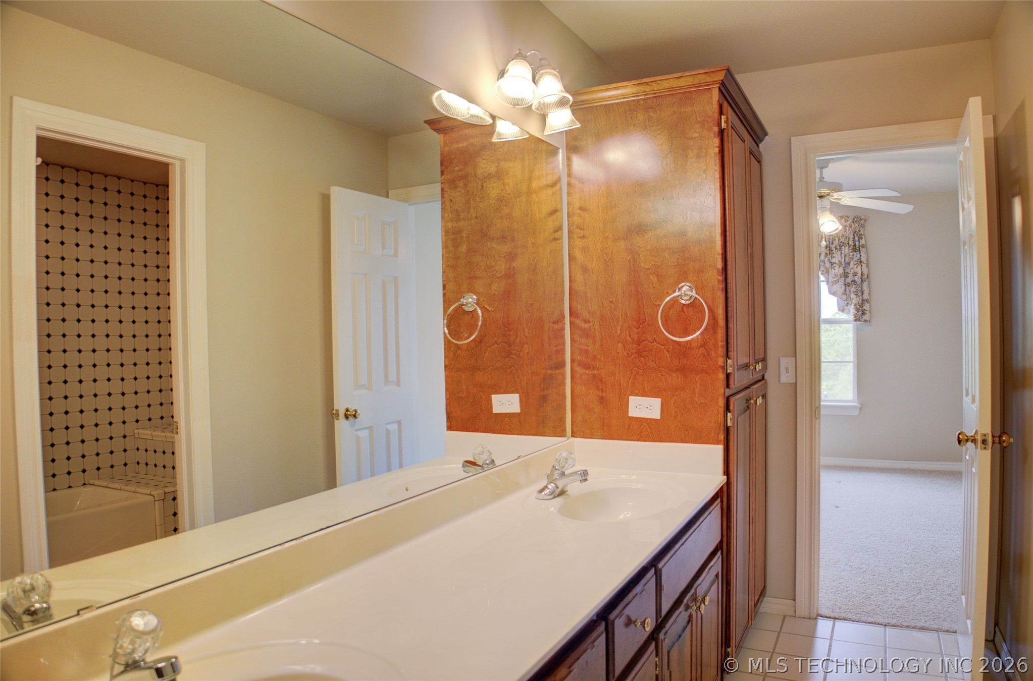 1818 E Lee Avenue Sapulpa OK 74066