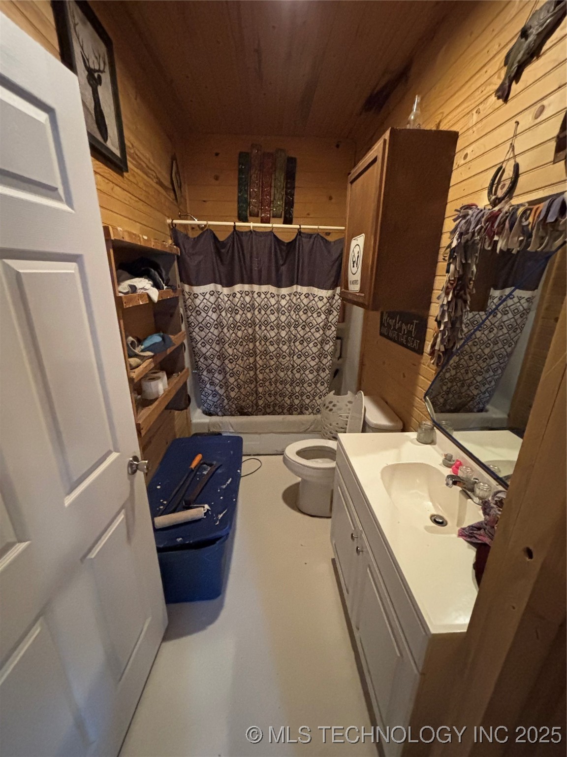 526 SW 2nd Street Adair OK 74330